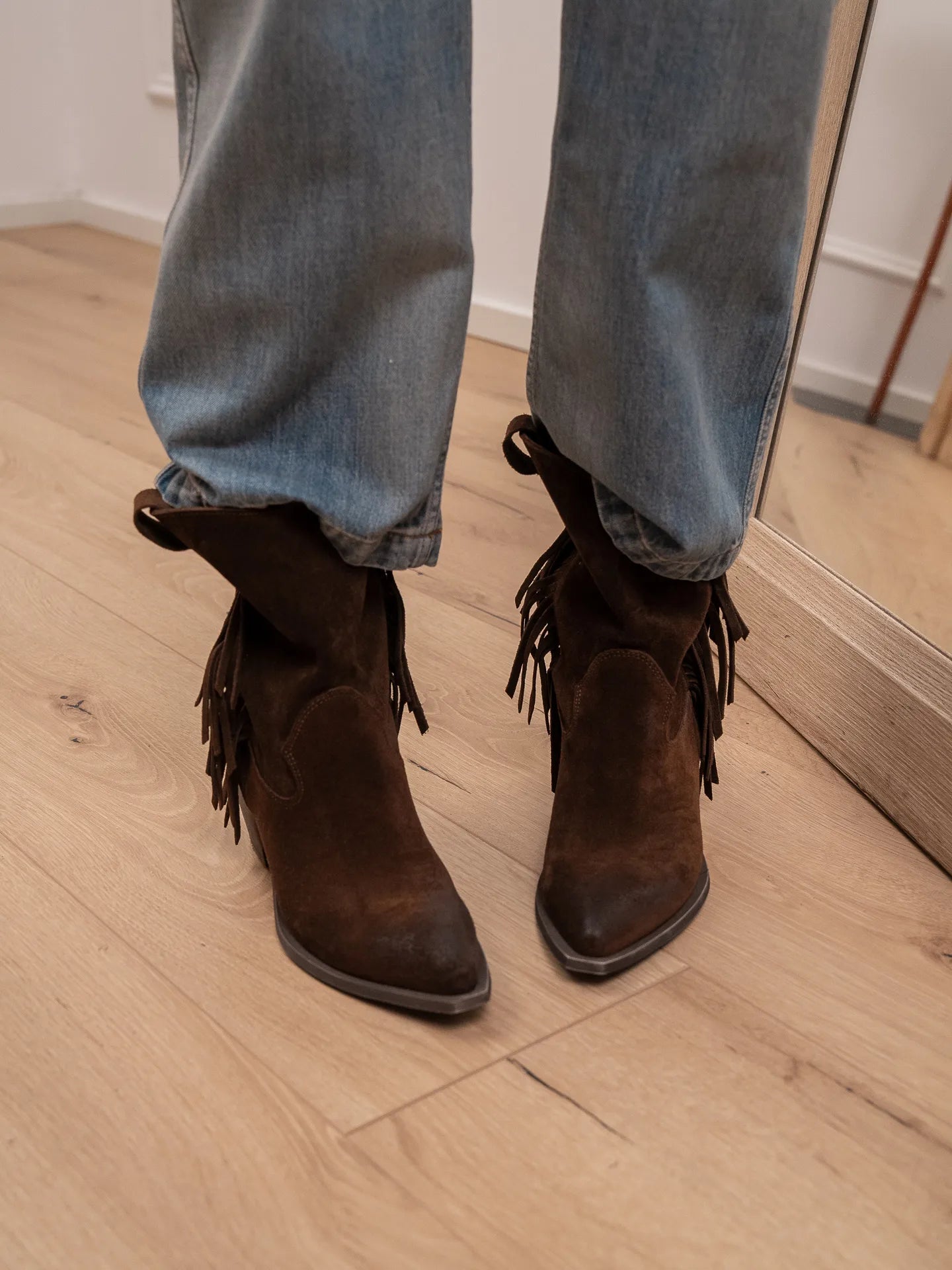 Texano basso in crosta moro con frange - Ovyè