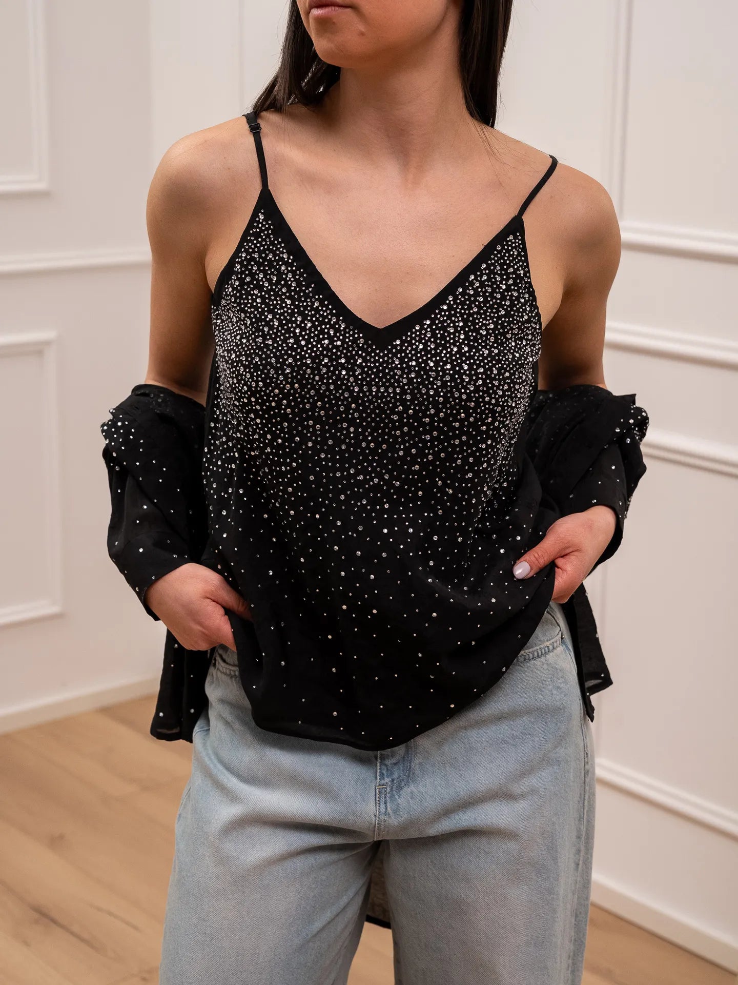 Top nero in mussola con strass - You Decide