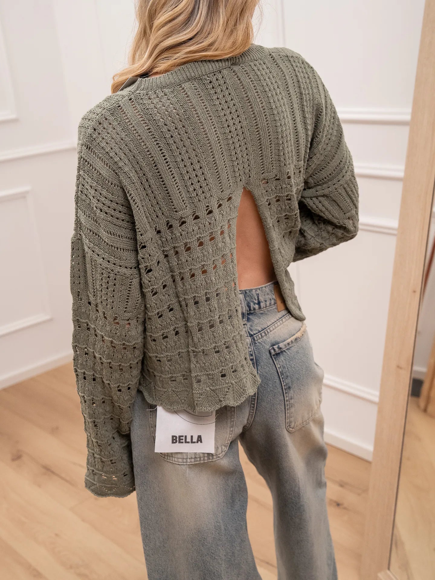 Maglia salvia aperta sul retro - HaveOne