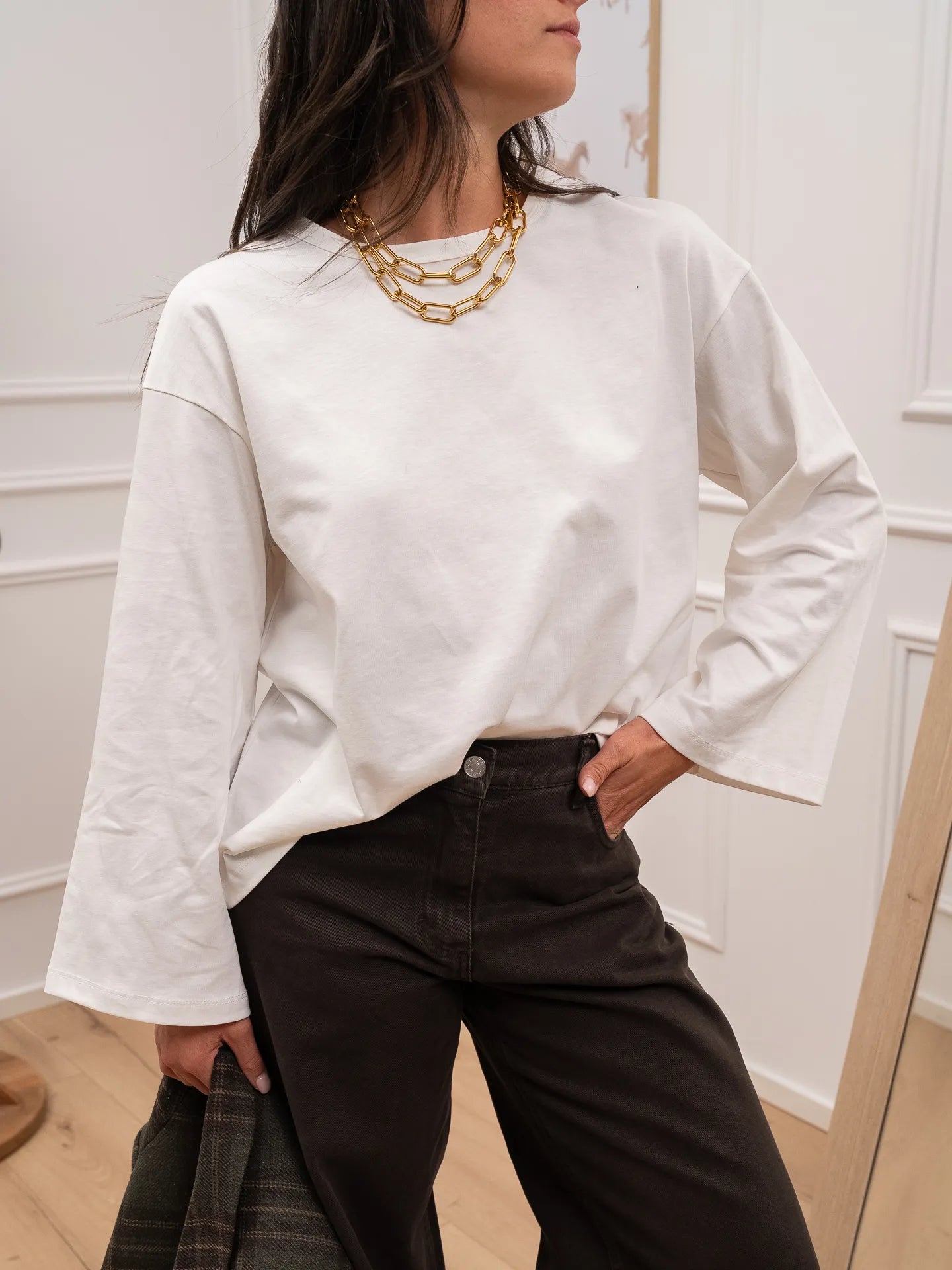 T-shirt scatoletta bianca manica lunga scampanata - Vicolo