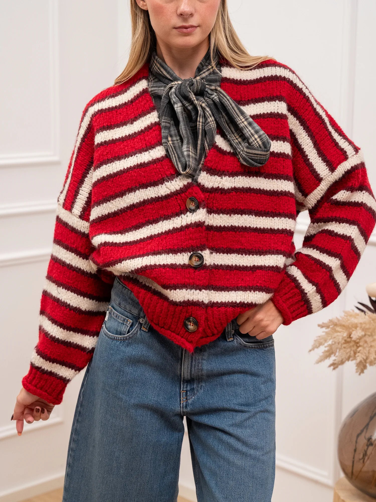 Cardigan rigato rosso e panna tre bottoni - Vicolo