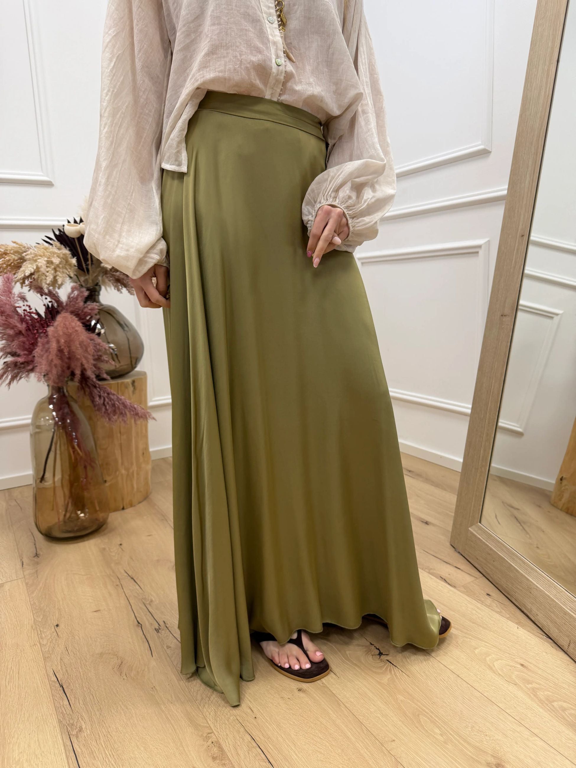 Gonna in satin muschio con molla sul retro - HaveOne