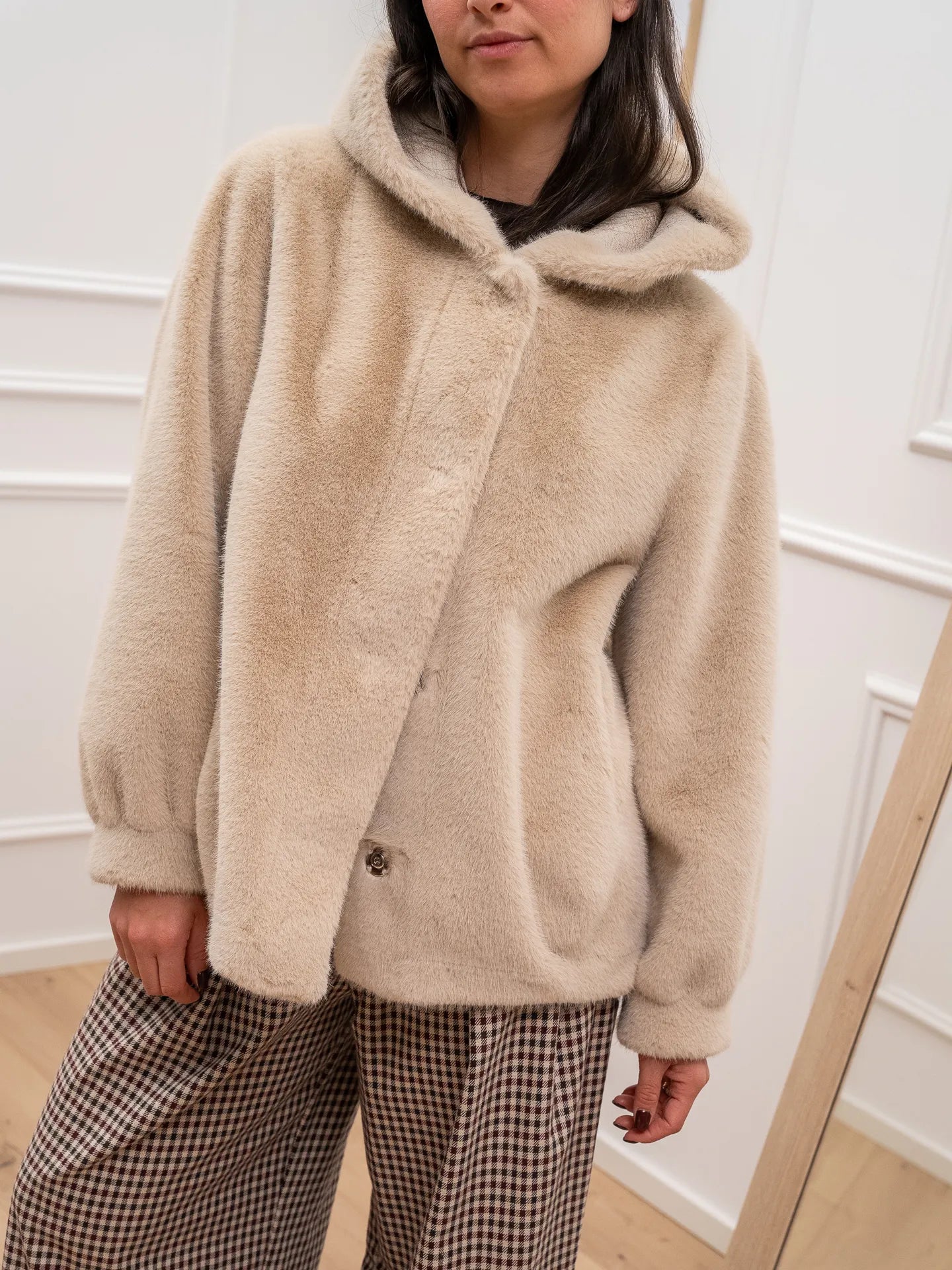Pelliccia Kelly beige con cappuccio - HaveOne