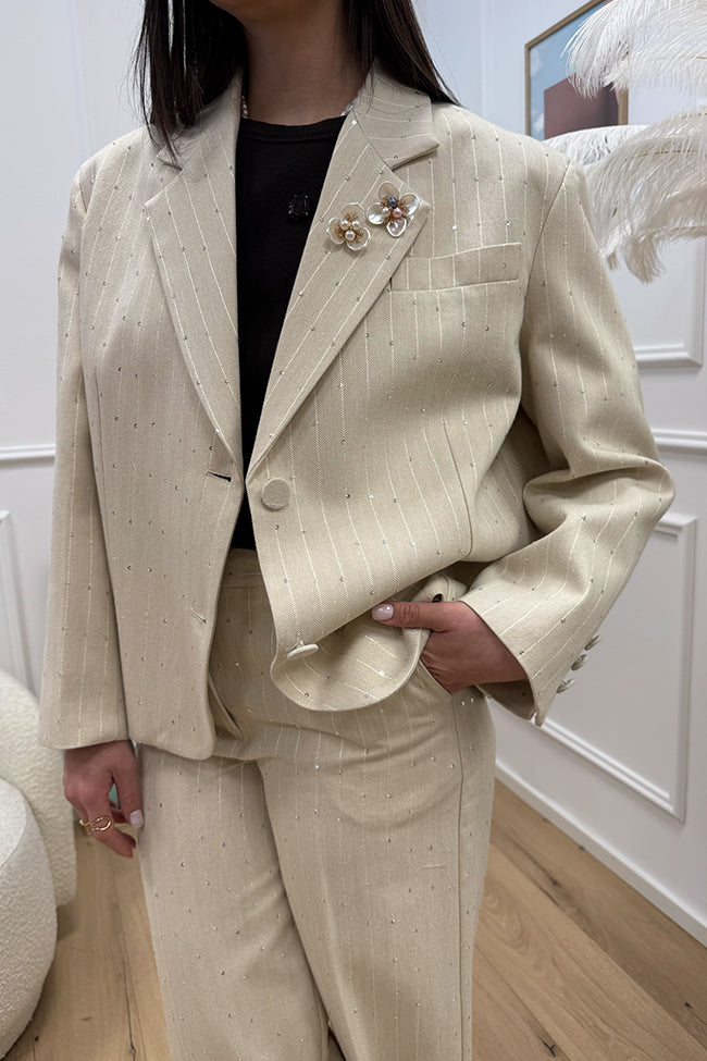 Giacca burro gessata con paiellettes e spilla - Vicolo