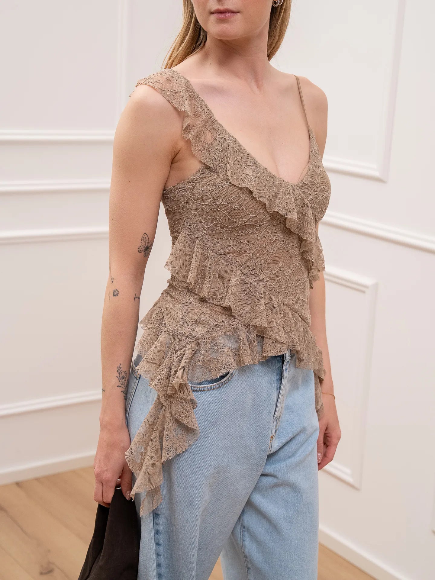 Top in pizzo deserto con rouches - HaveOne