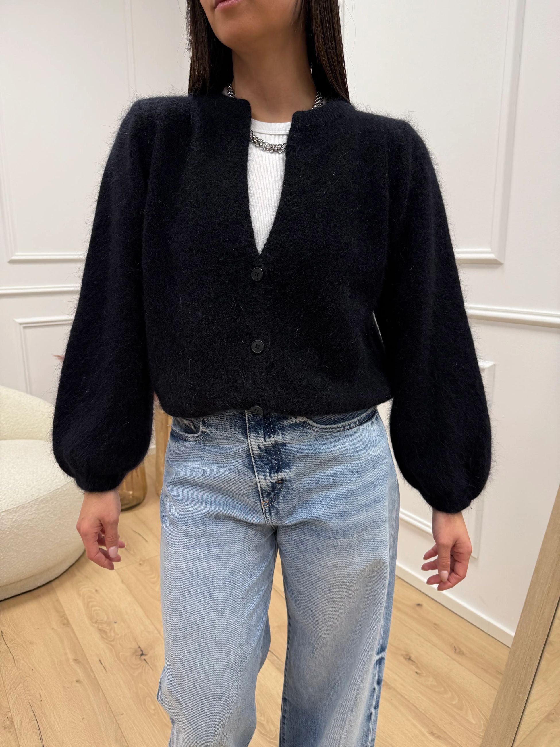 Cardigan misto angora nero con spalle imbottite - Dixie