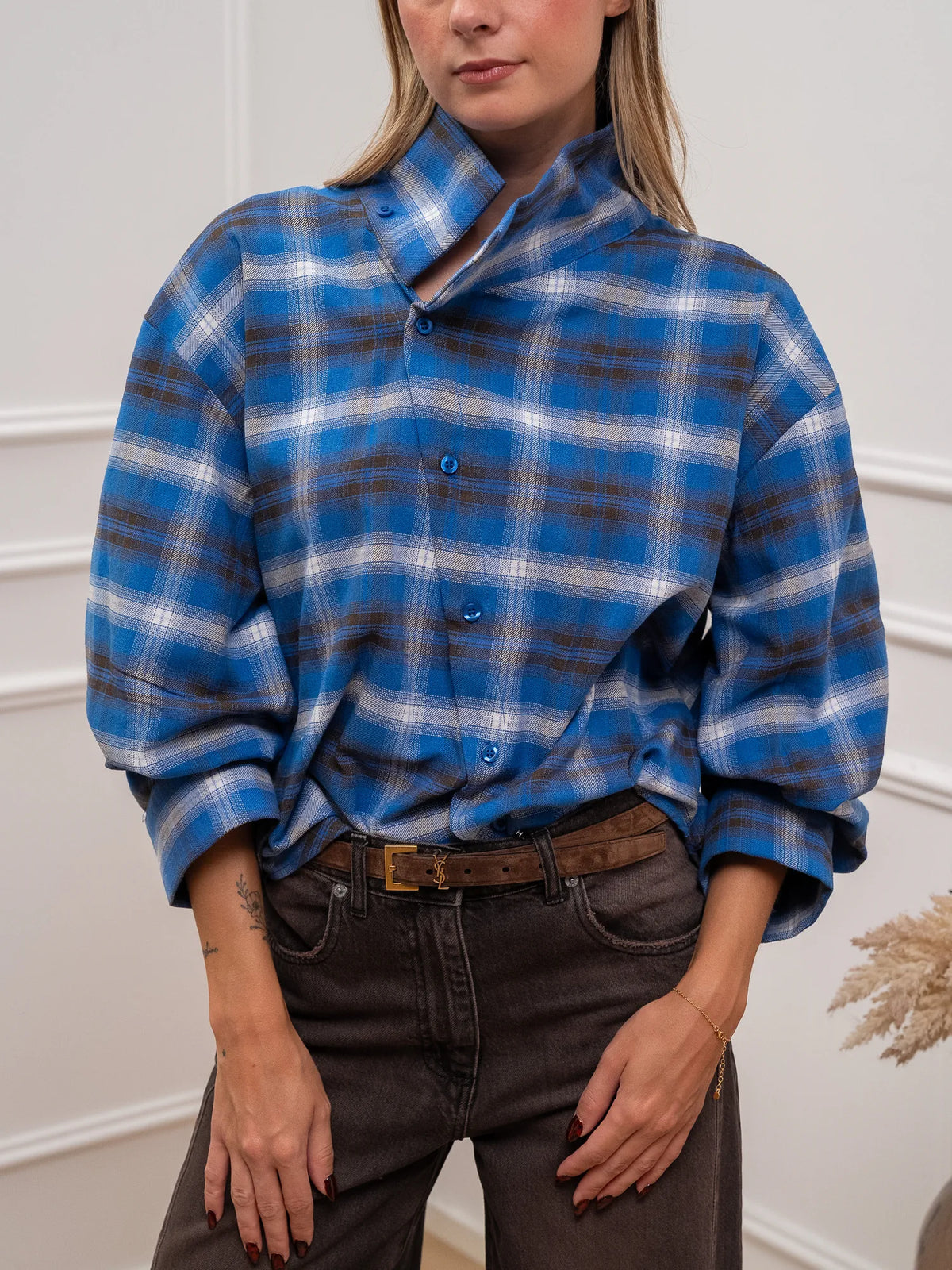 Camicia Amiata check blu con abbottonatura asimmetrica - HaveOne