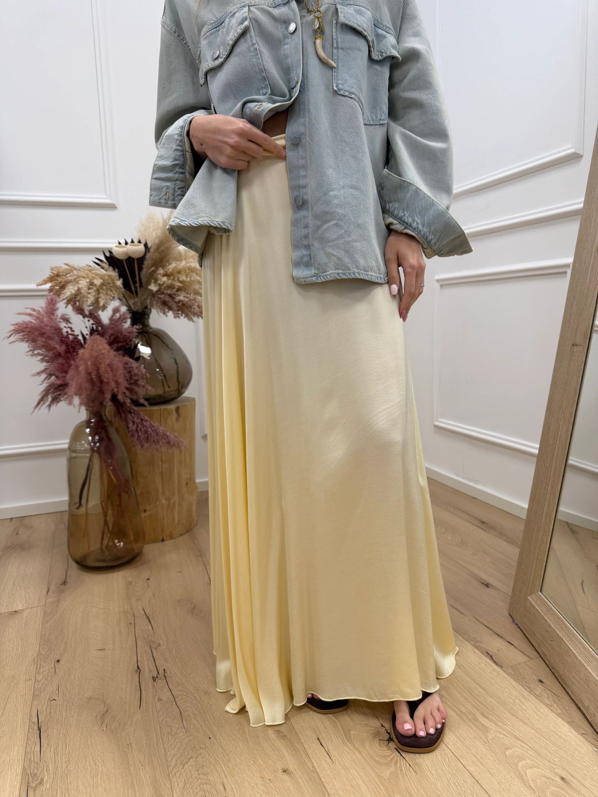 Gonna in satin gialla con molla sul retro - HaveOne