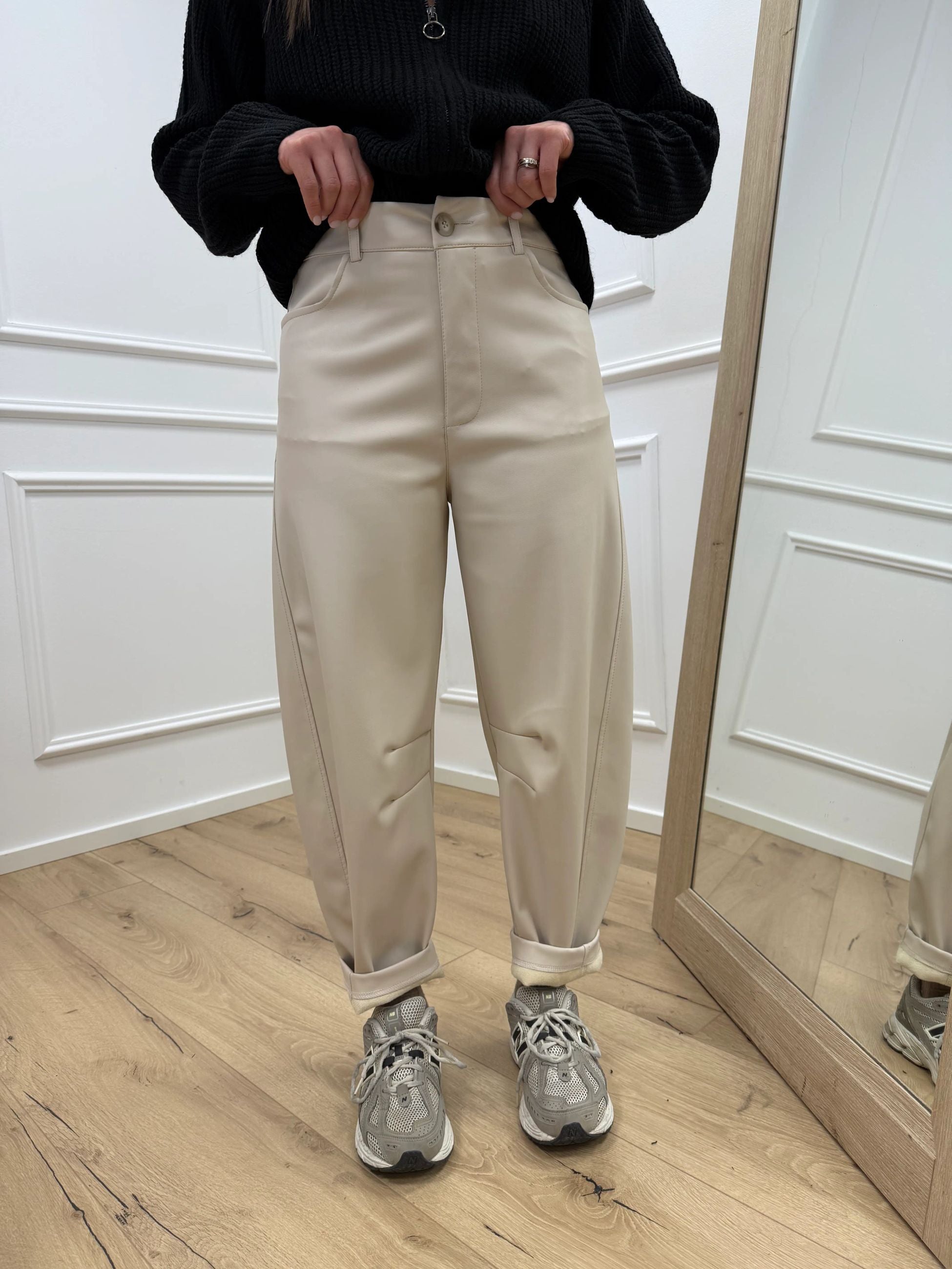Pantaloni balloon in ecopelle panna - HaveOne