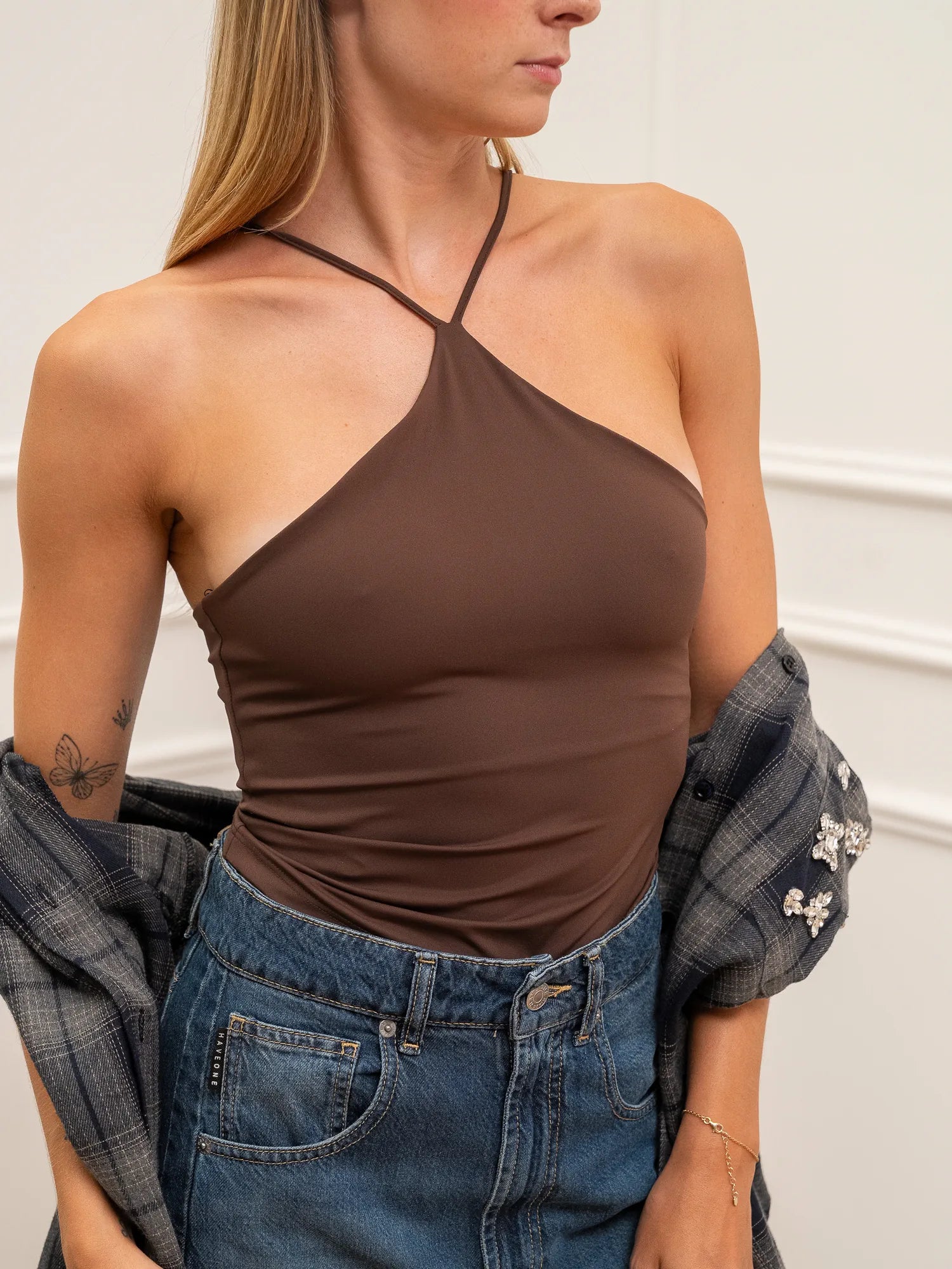 Top Cross elasticizzato moro con scollo america - Vicolo