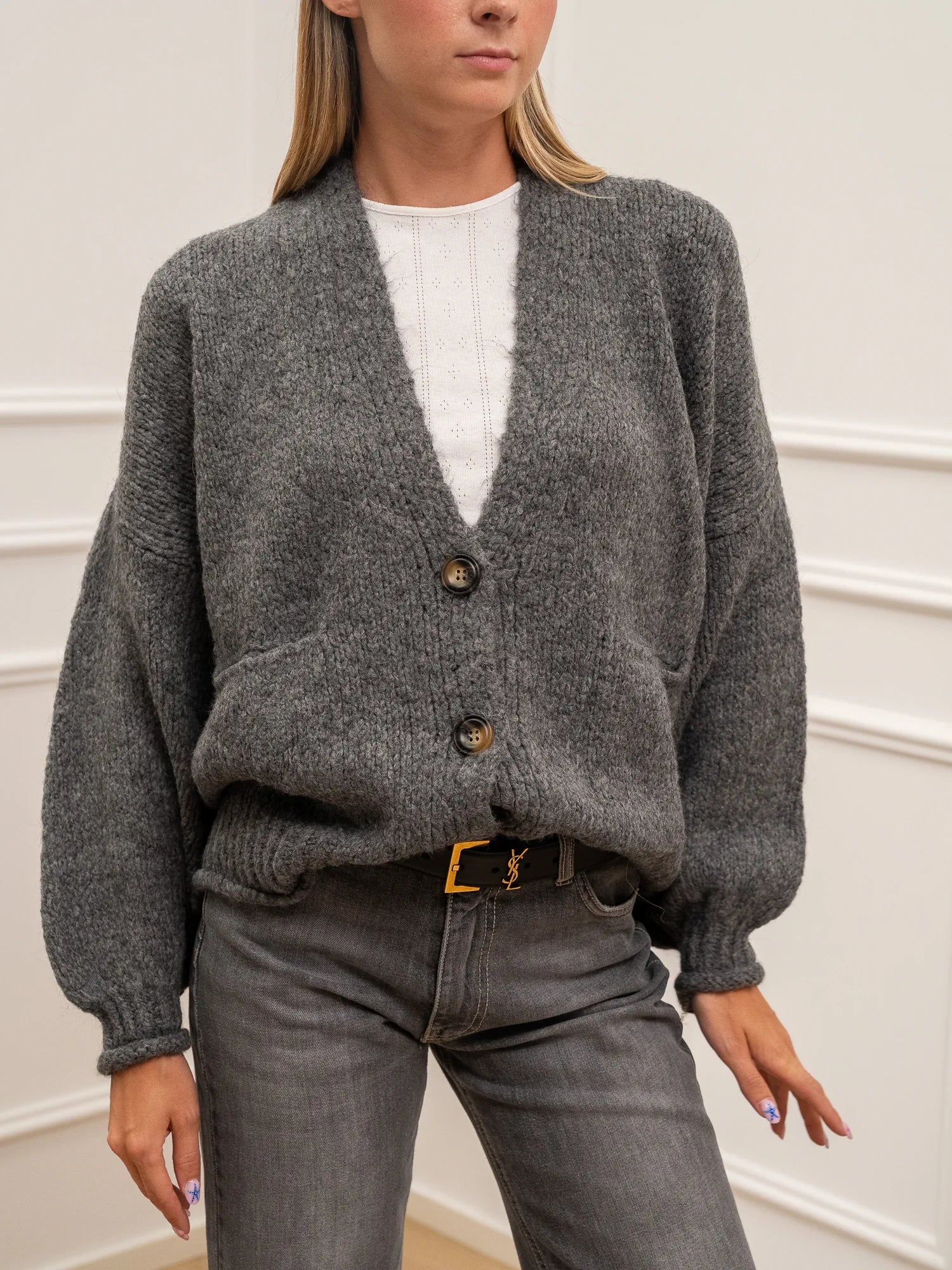 Cardigan tre bottoni grigio con tasche - HaveOne