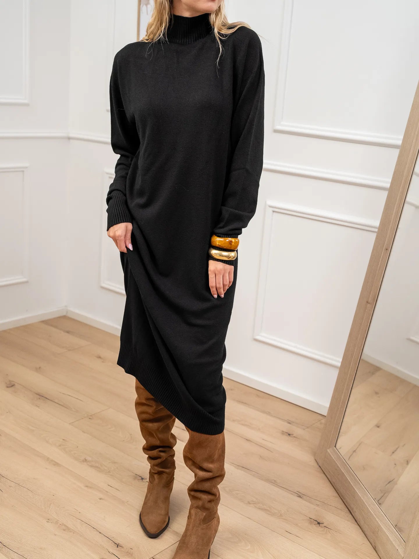 Vestito lupetto nero in viscosa - Kontatto