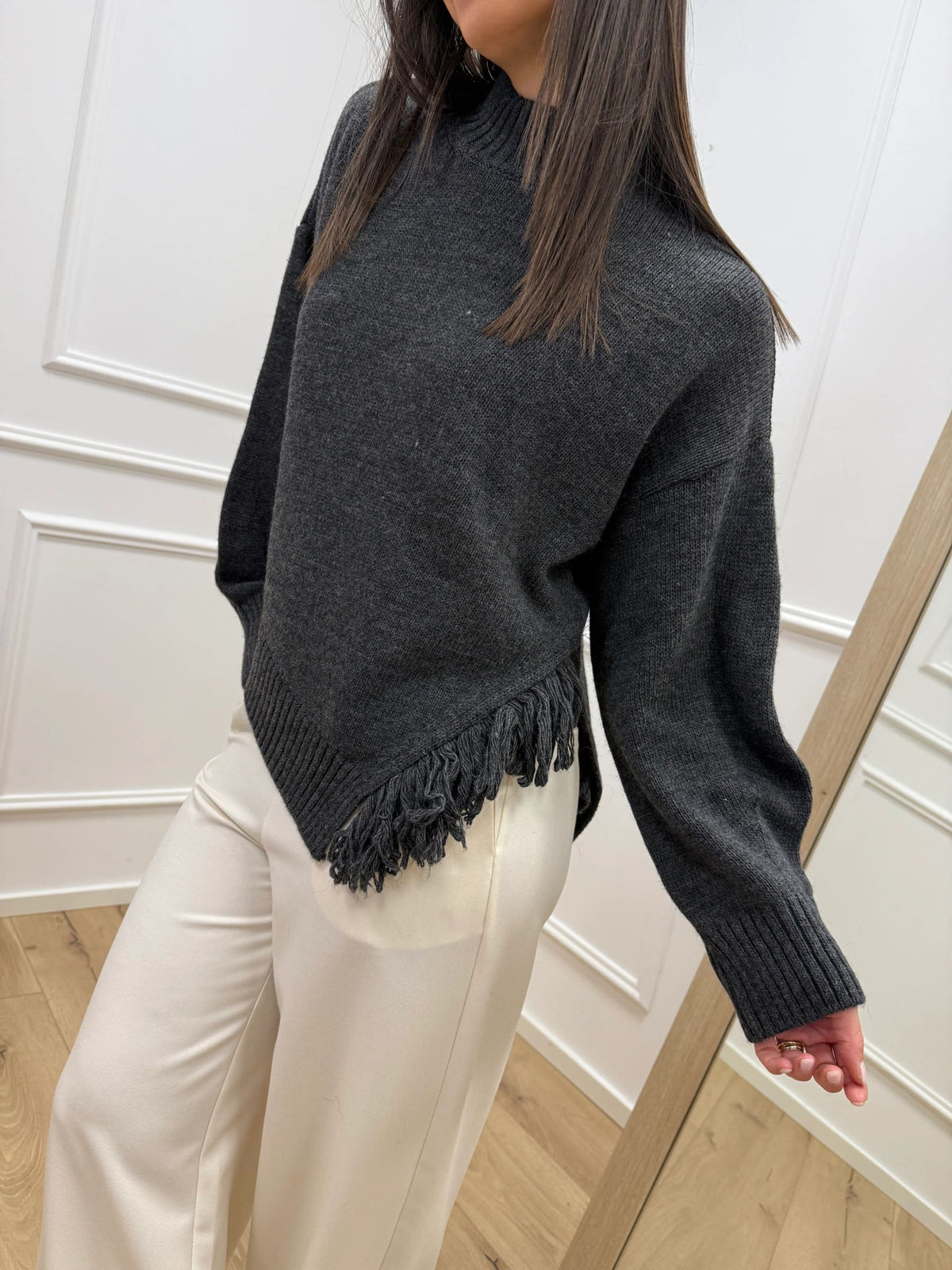 Maglia antracite con frange laterali - HaveOne