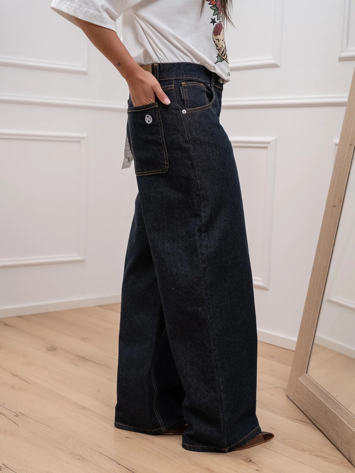 Jeans Bella denim scuro cuciture camel - HaveOne