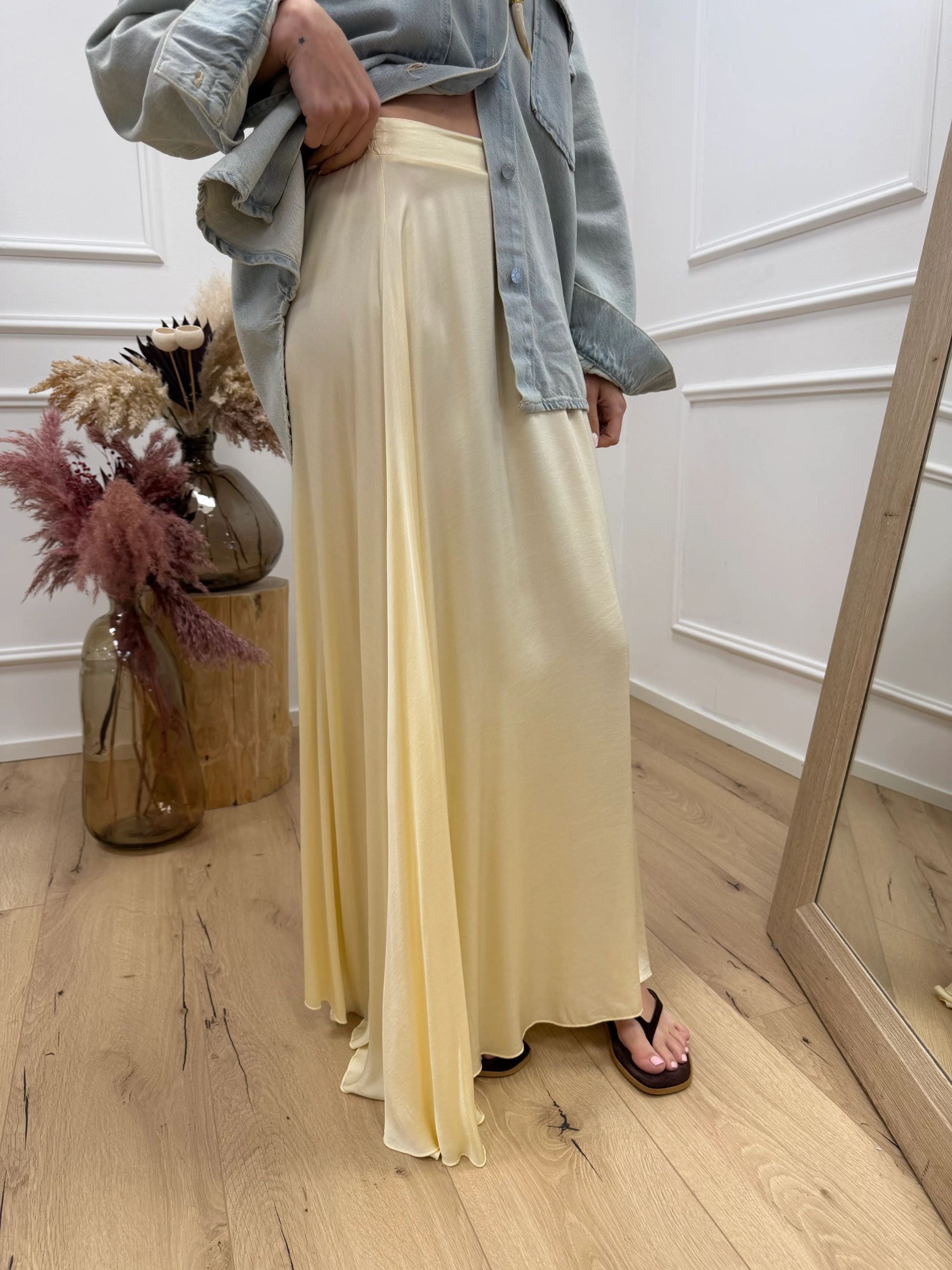 Gonna in satin gialla con molla sul retro - HaveOne