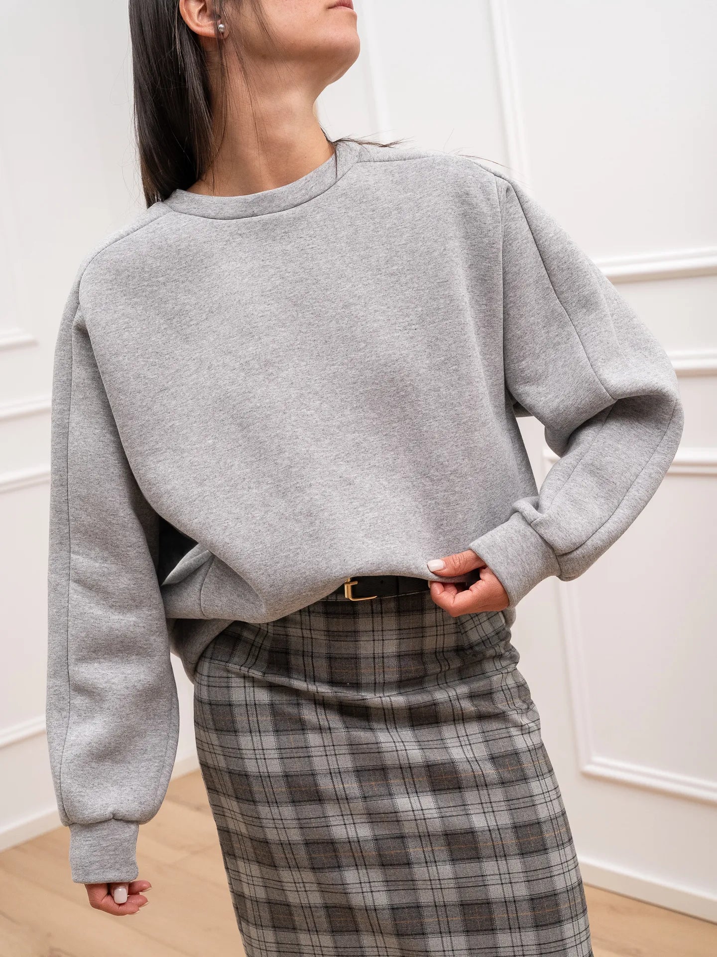 Felpa girocollo grigia manica balloon - HaveOne