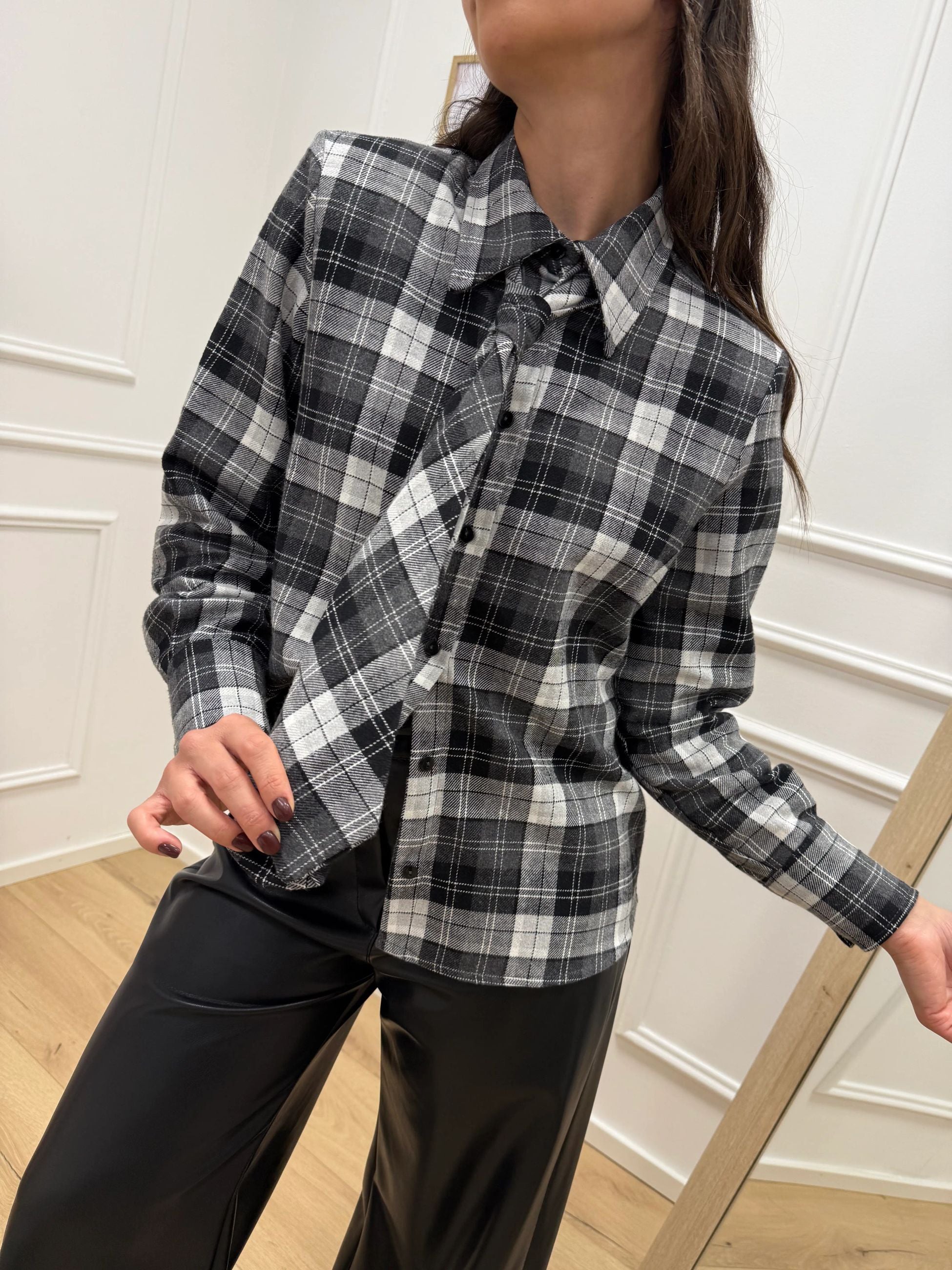 Camicia check grigia con cravatta in flanella - Tensione In