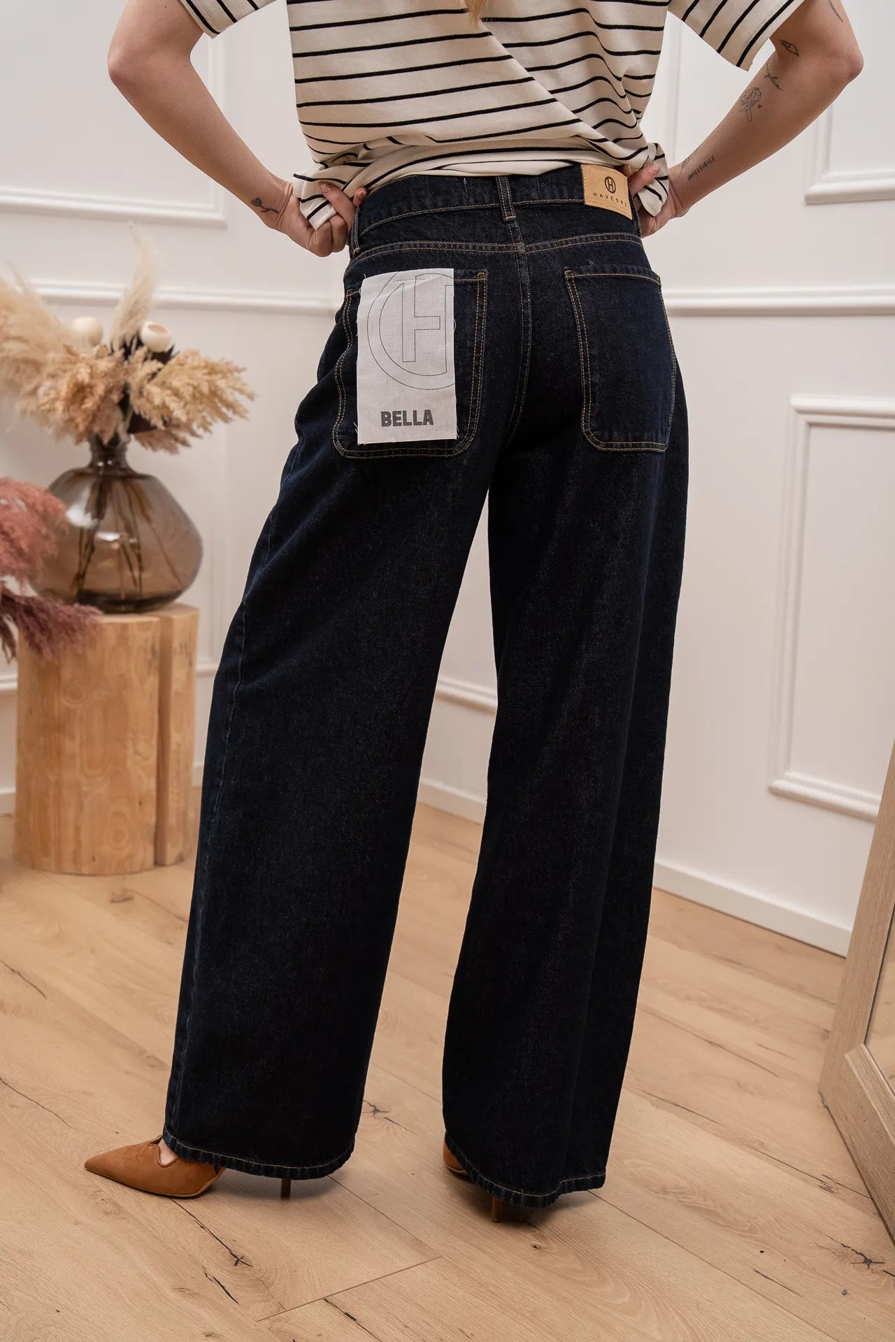 Jeans Bella denim scuro cuciture camel - HaveOne