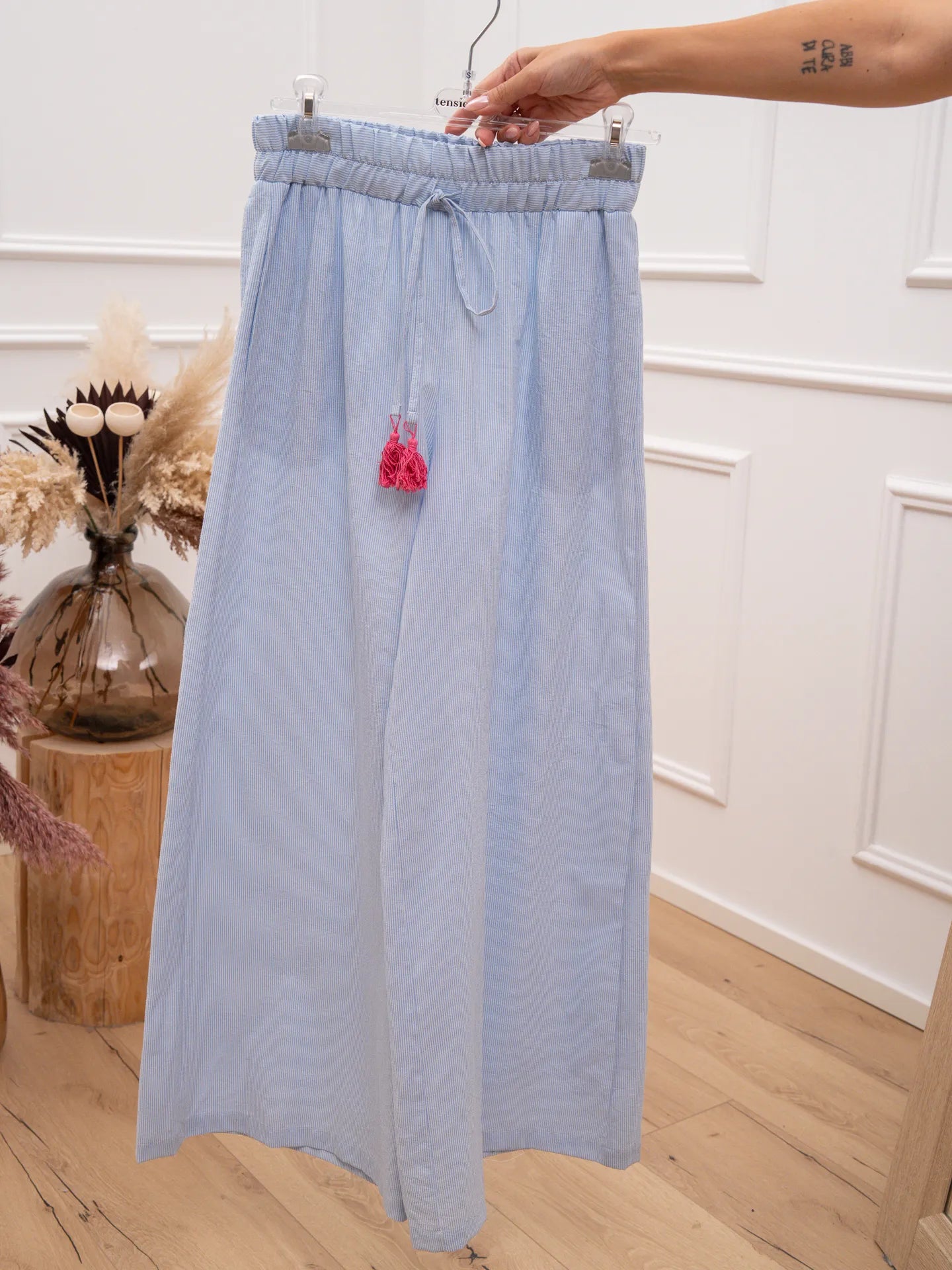Pantaloni gessati celesti "Love in the Sun" - Tensione In
