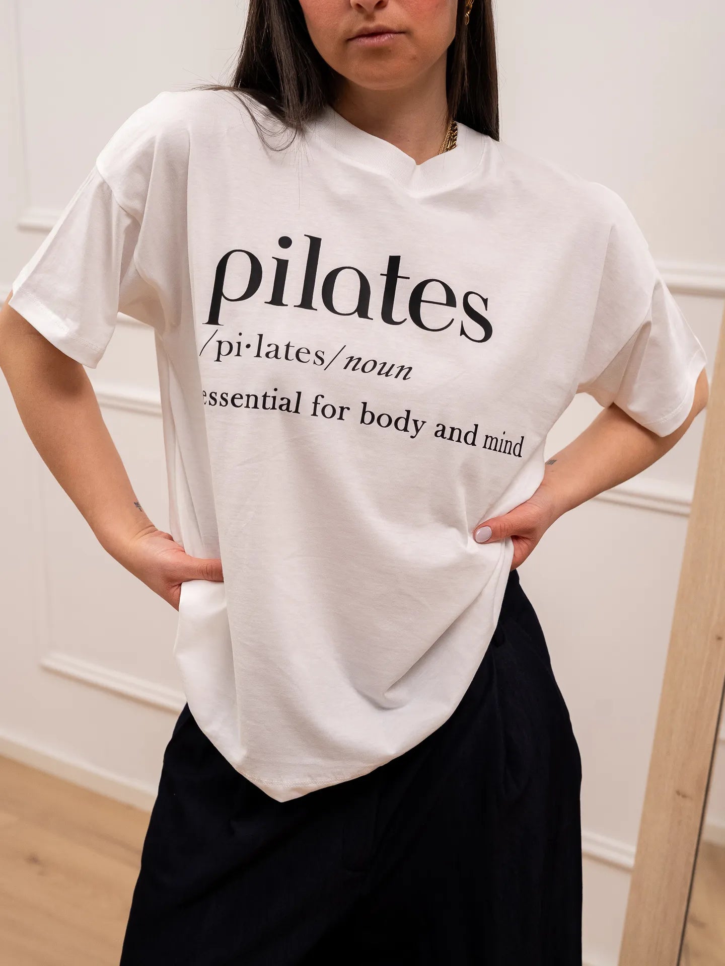T shirt bianca stampa Pilates - Vicolo
