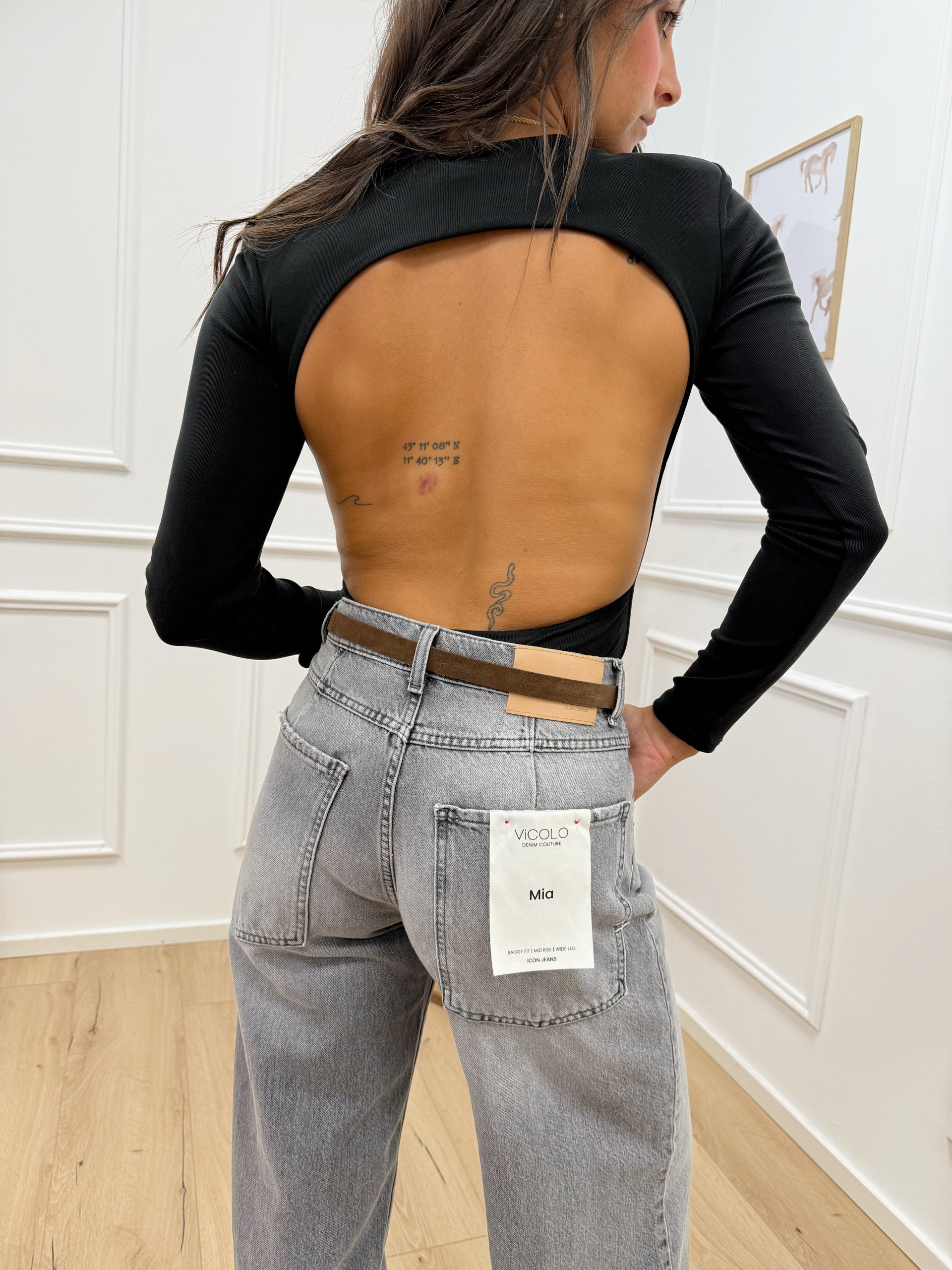 Body nero con schiena scoperta - HaveOne