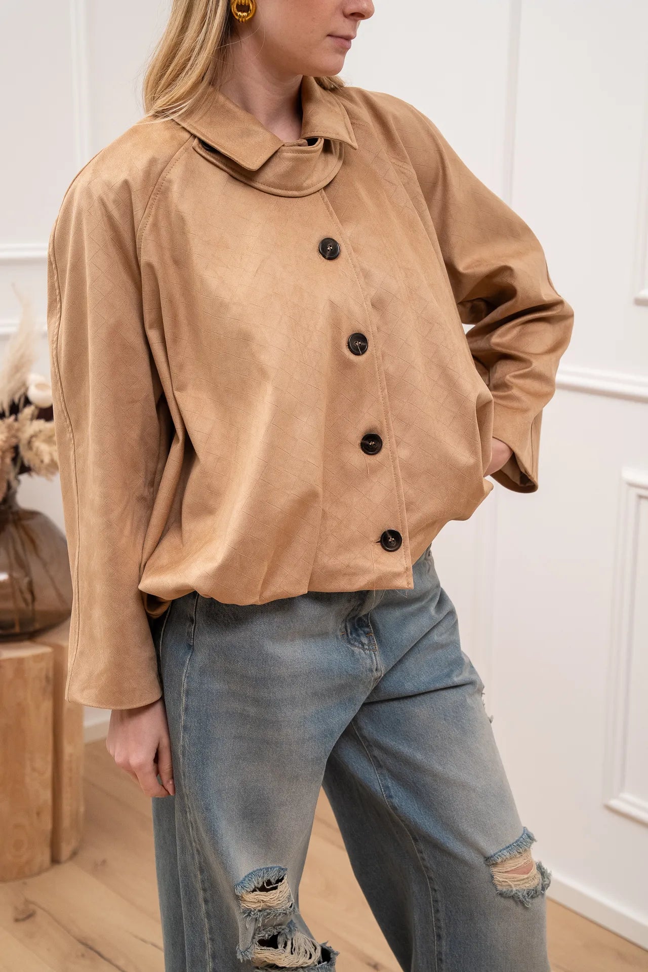 Bomber scamosciato beige effetto intrecciato - Tensione In