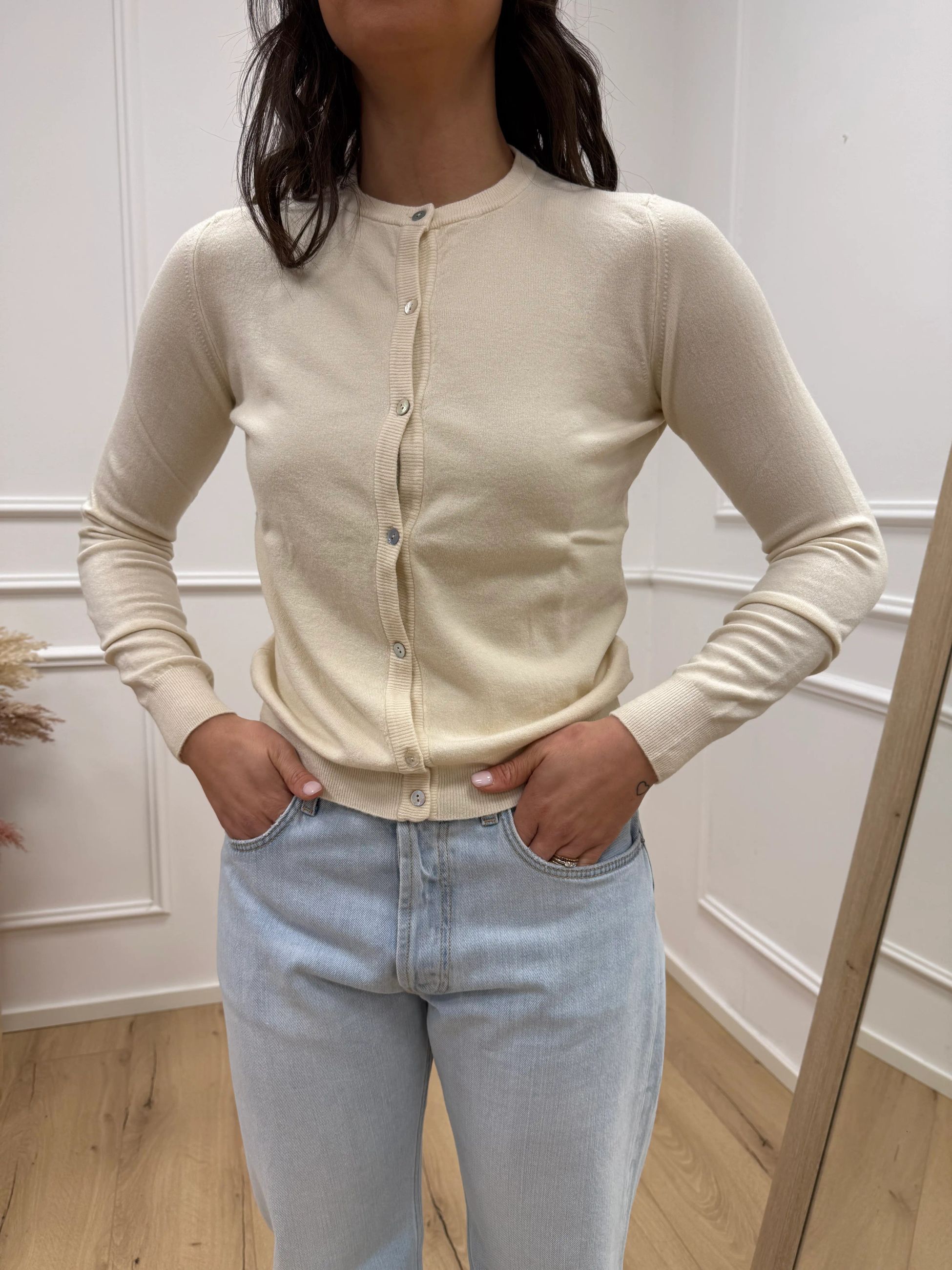 Maglia rebecchina basic burro - HaveOne