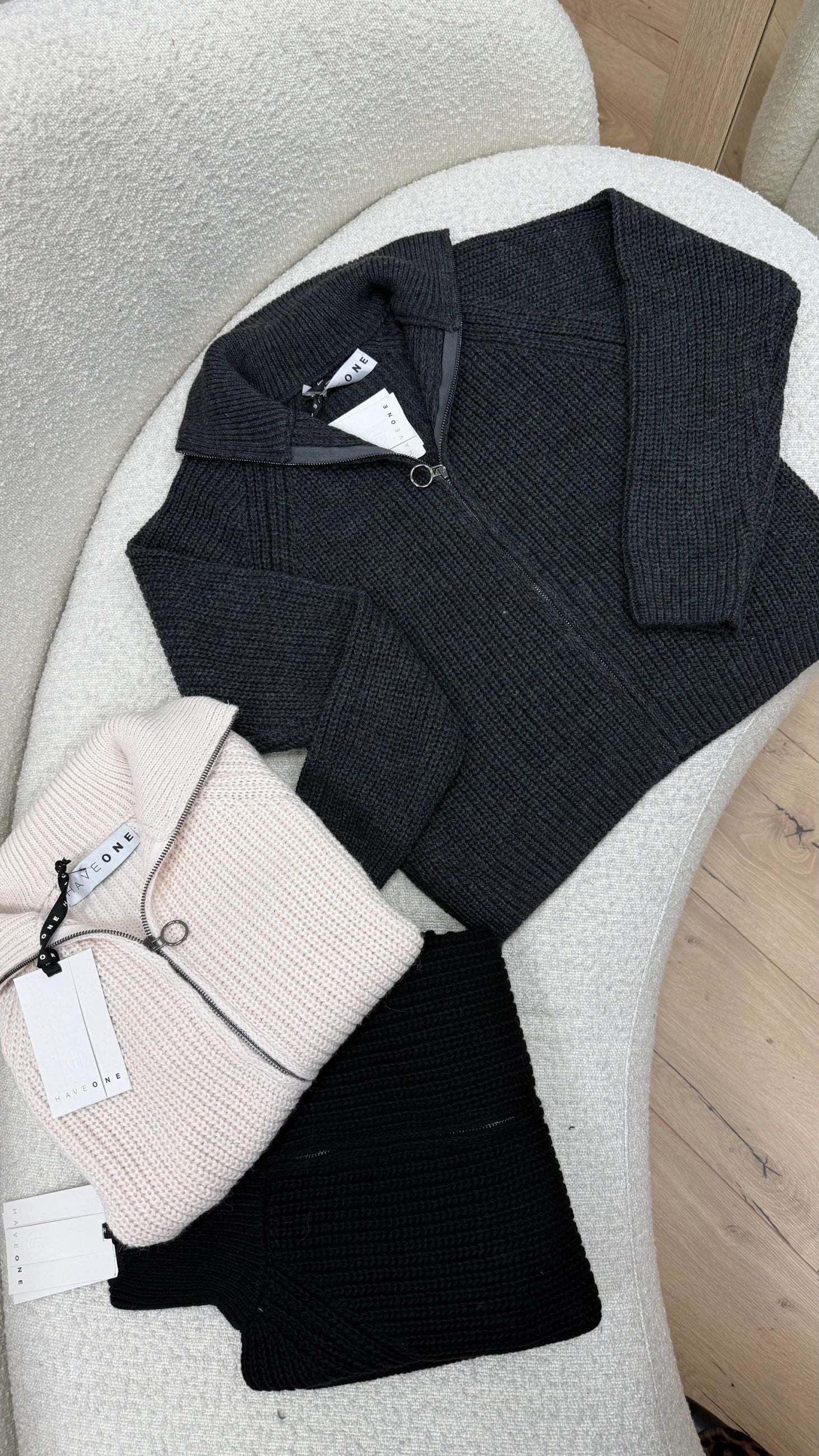 Maglia zip nera a costa inglese - HaveOne