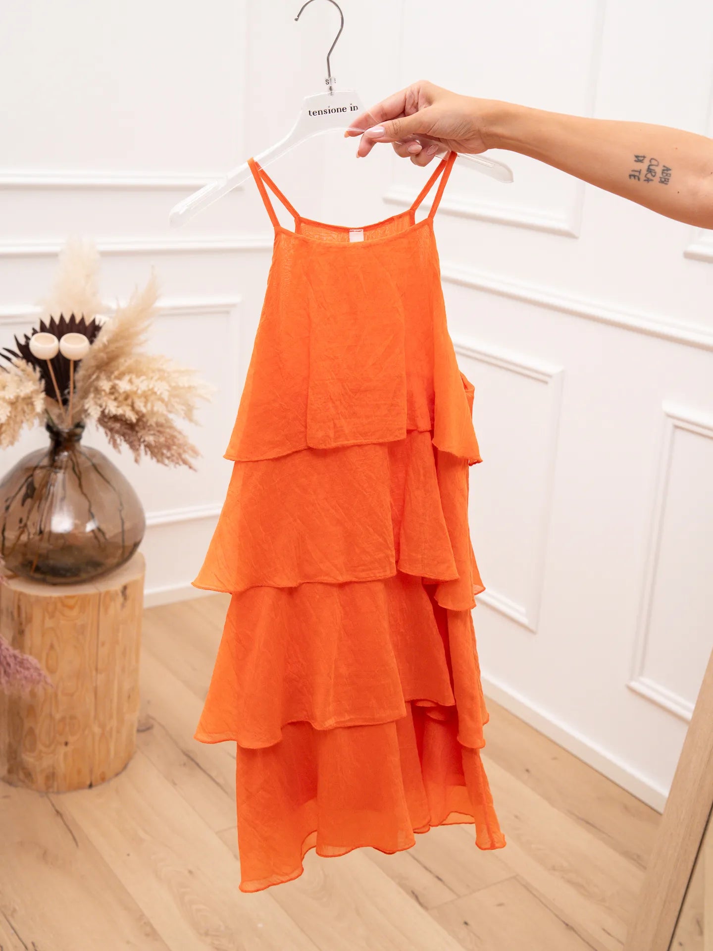 Vestito Selena arancio a balze in lyocell - Tensione In