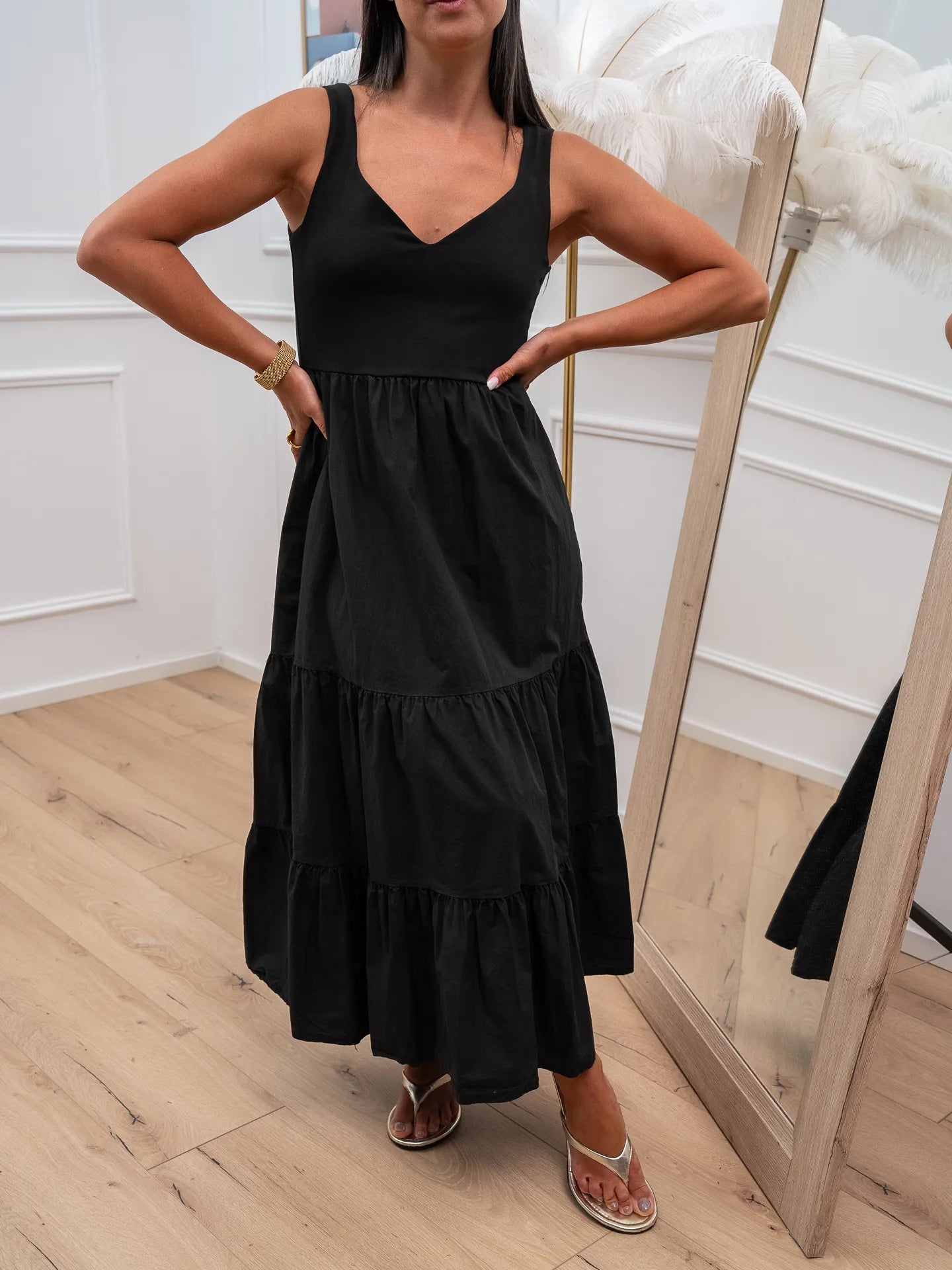 Vestito lungo a balze nero in cotone - HaveOne