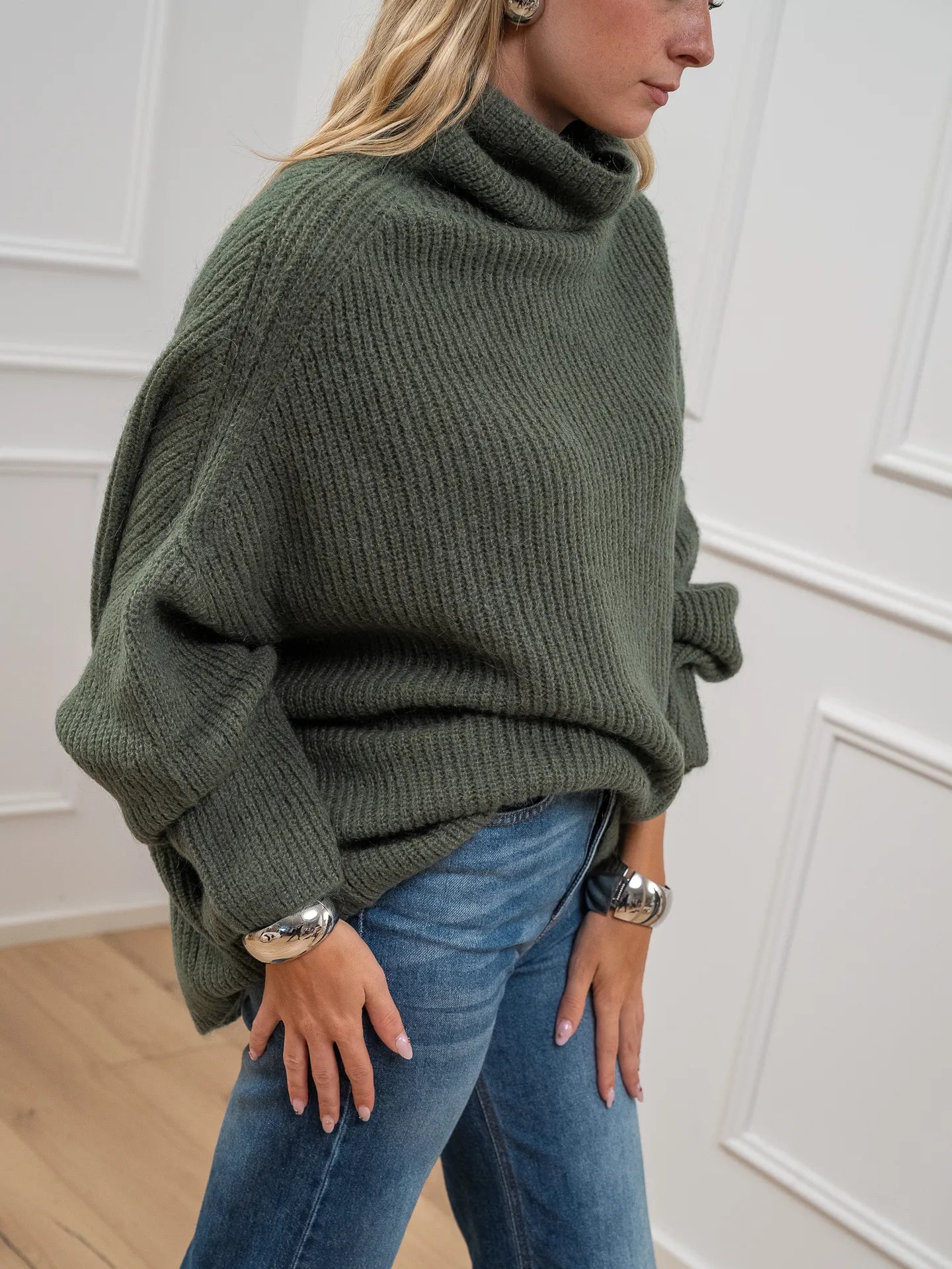 Dolcevita over oliva punto pannocchia - Kontatto