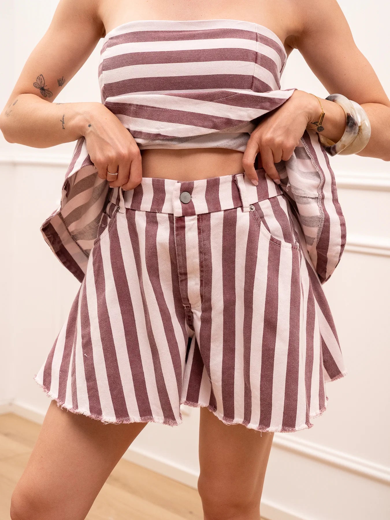 Shorts volant in denim cipria e malva - Tensione In