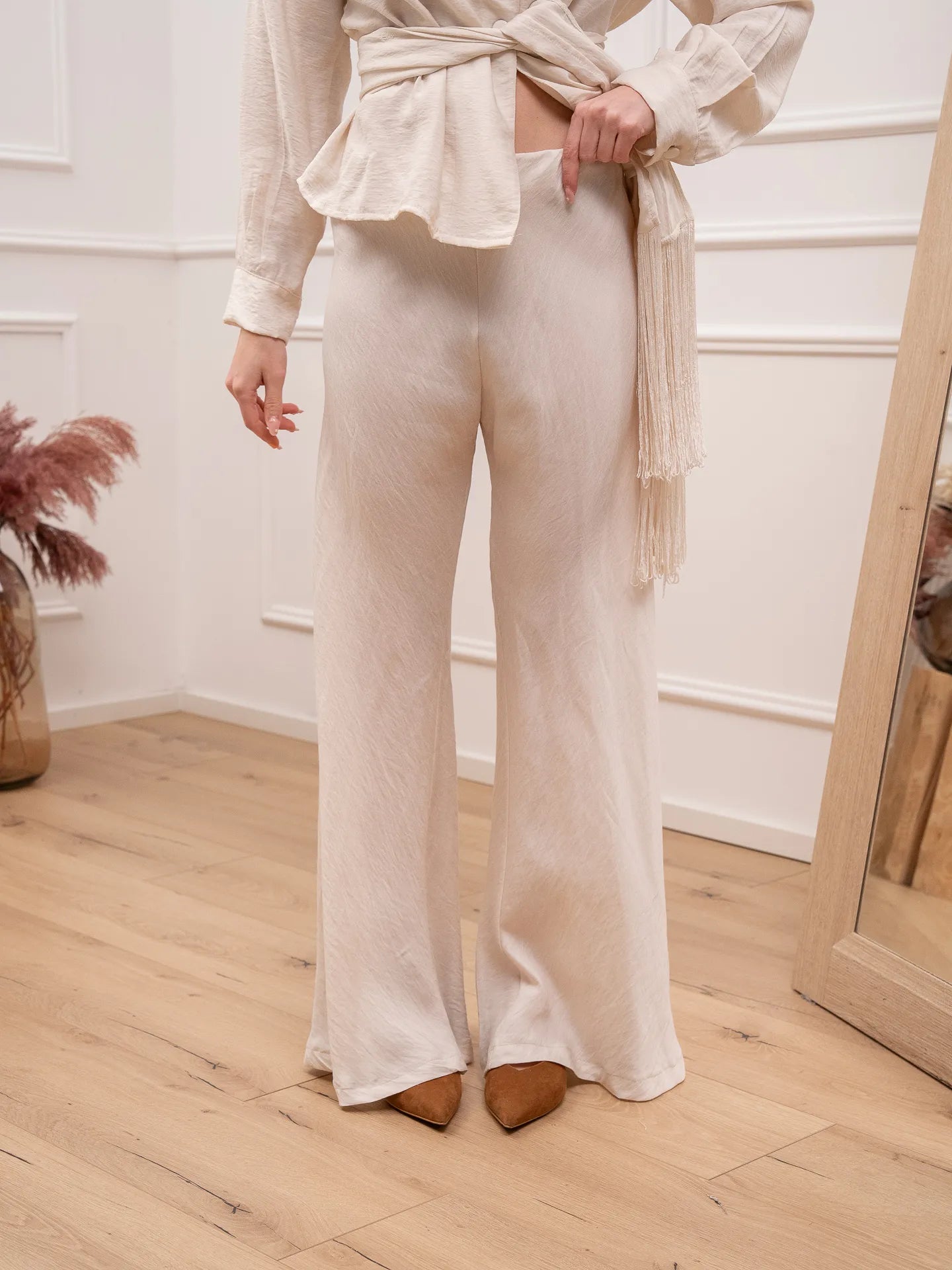 Pantaloni avorio a zampa - HaveOne