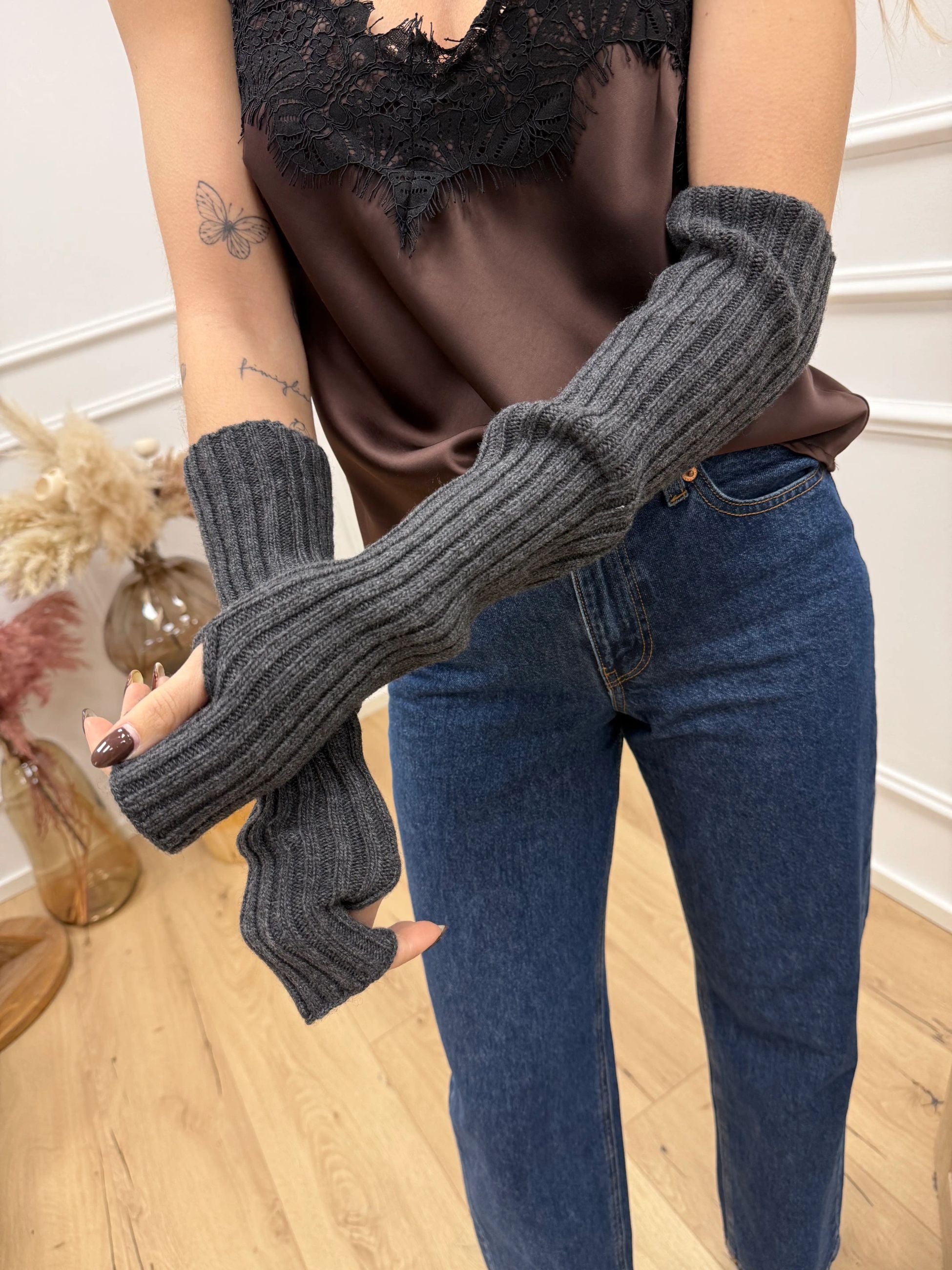 Manicotti a costa larga grigi - Vicolo