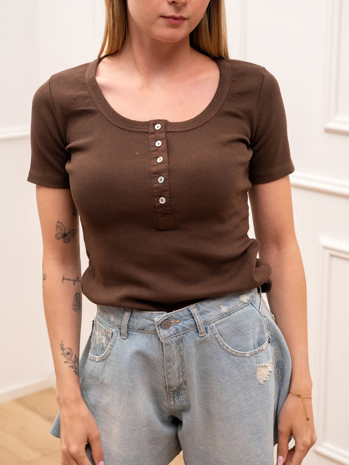 Maglia serafino a coste cioccolato - HaveOne