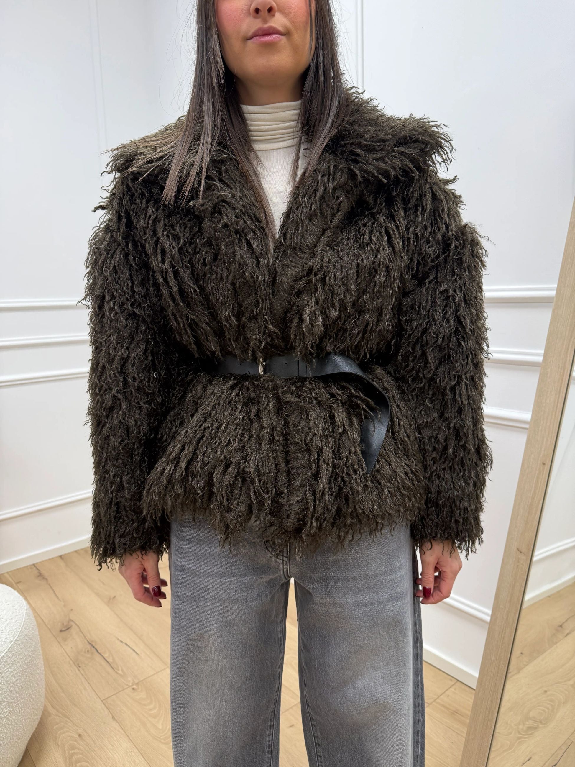 Pelliccia mongolia moro con cinta - Vicolo