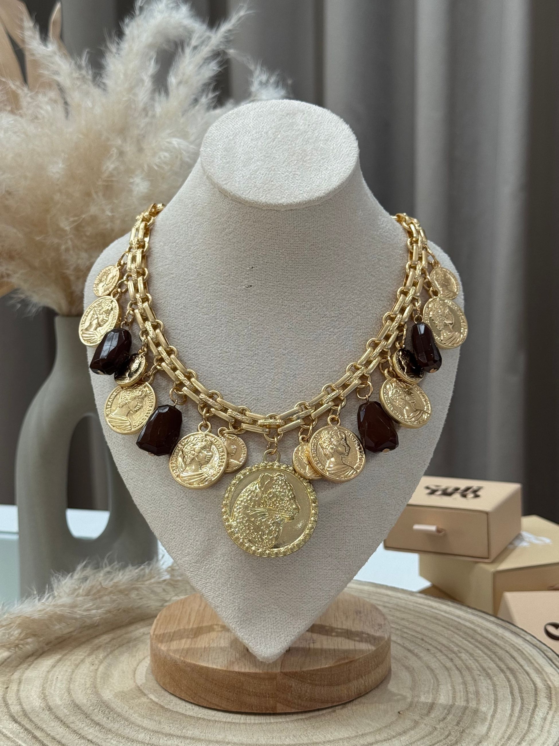 Collana con monete e pietre marroni - Calibro Shop