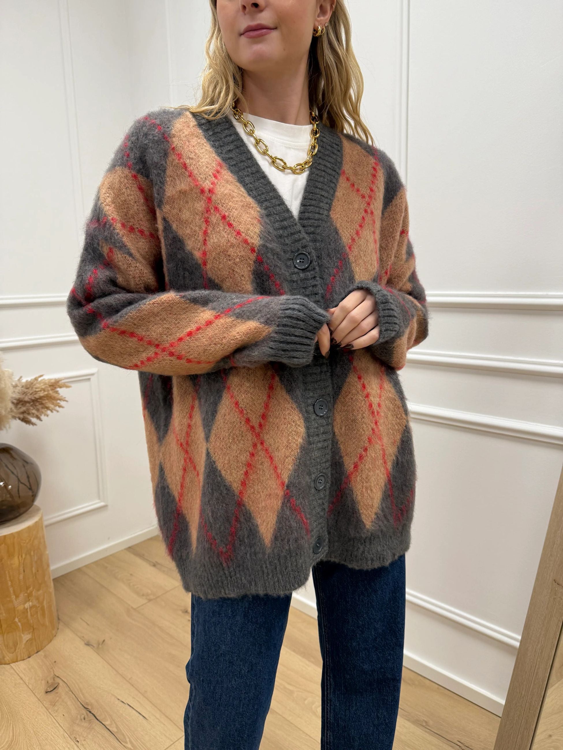 Cardigan over rombi antracite, biscotto e rosso - Kontatto