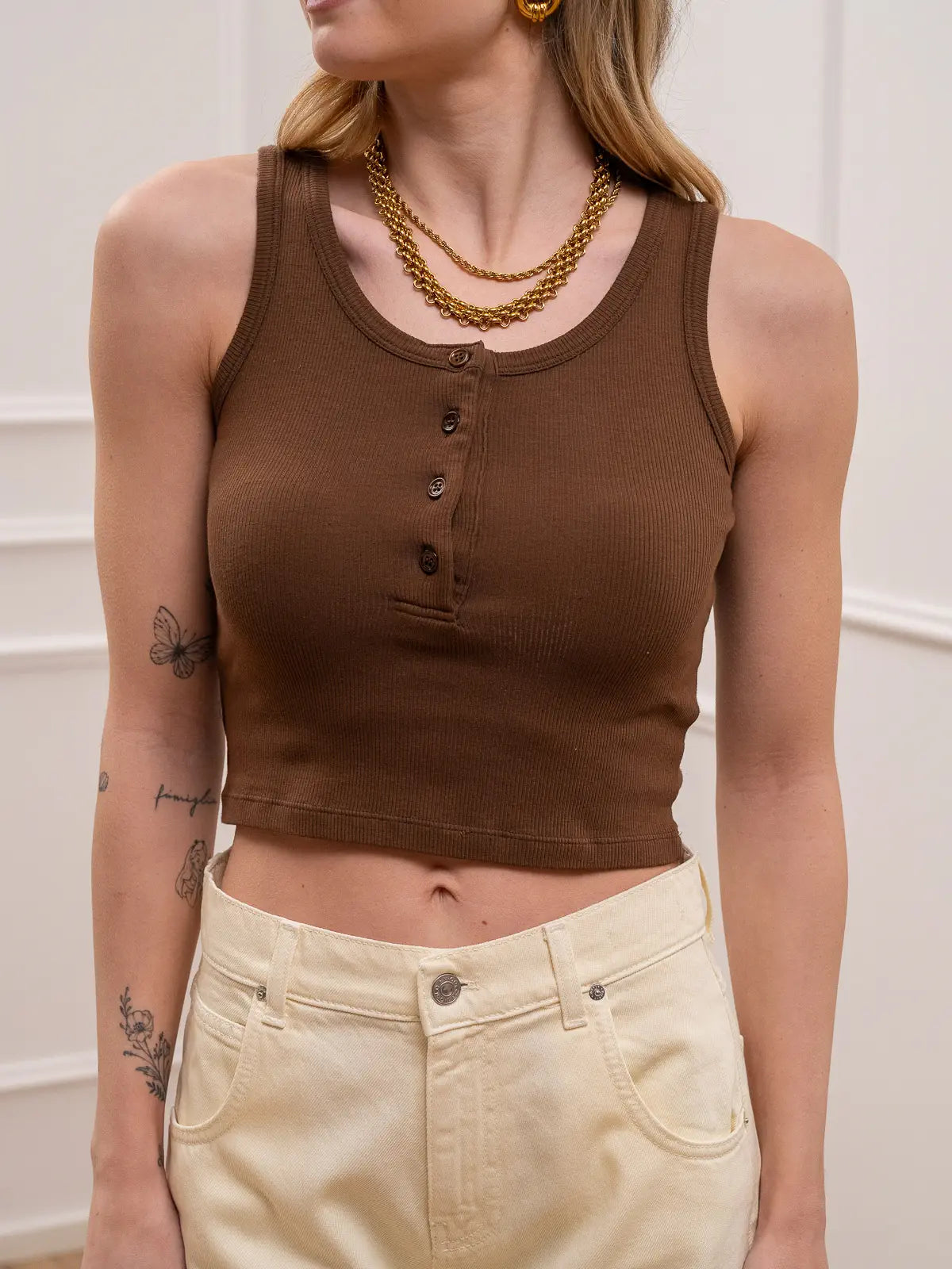 Canotta crop cognac con bottoncini - Vicolo