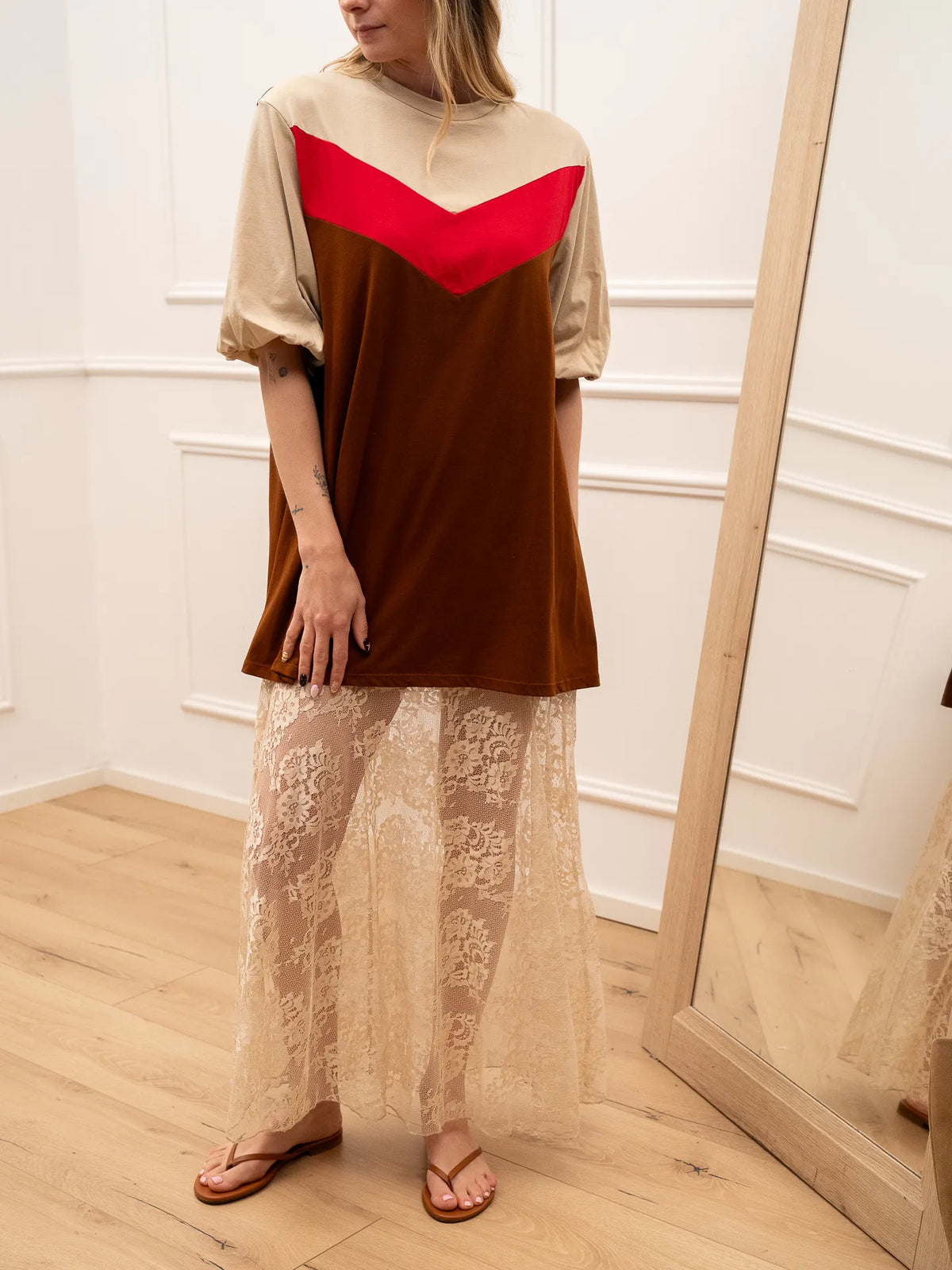 Vestito Comby tabacco e beige con pizzo - Tensione In