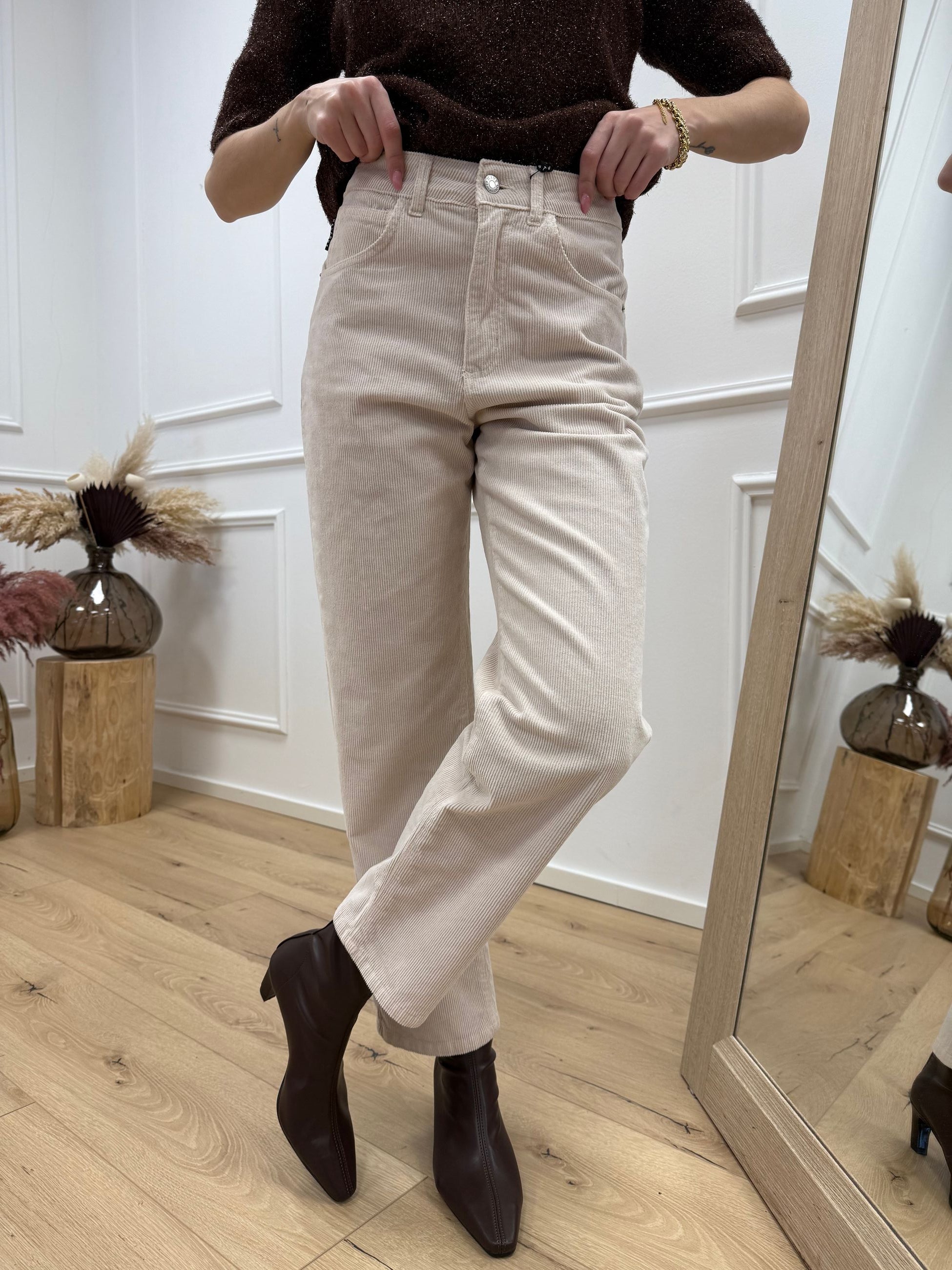 Pantaloni Louis burro a costina di velluto - HaveOne