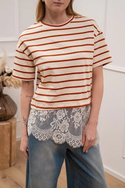 T shirt rigata coccio con pizzo sul fondo - HaveOne