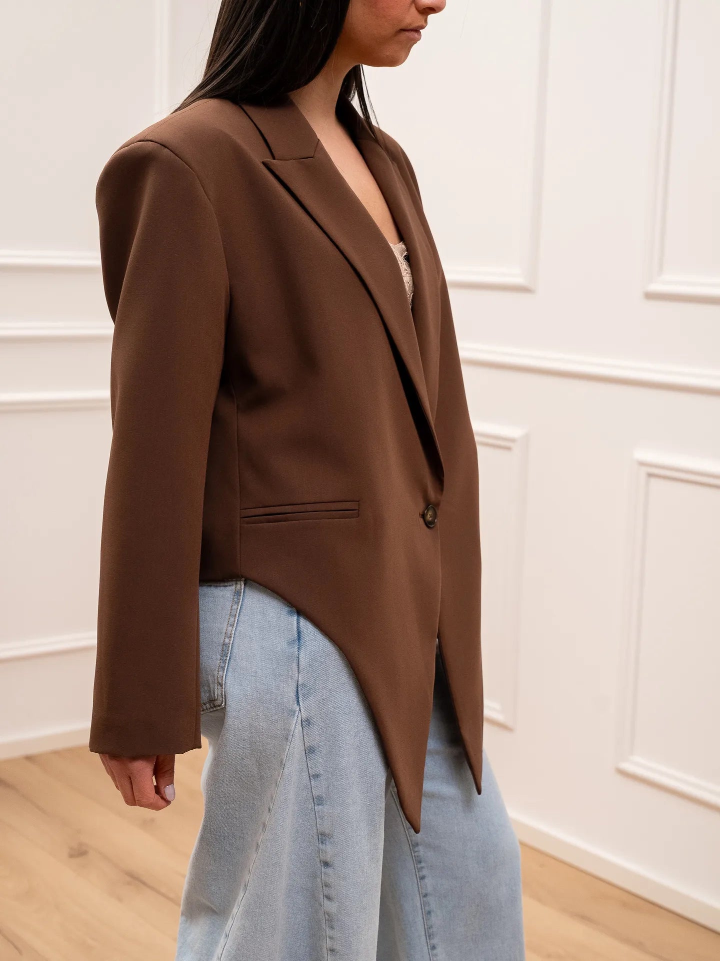 Giacca cropped nocciola con punte - Vicolo