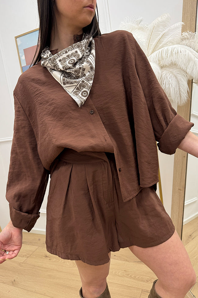 Camicia cioccolato con foulard - HaveOne