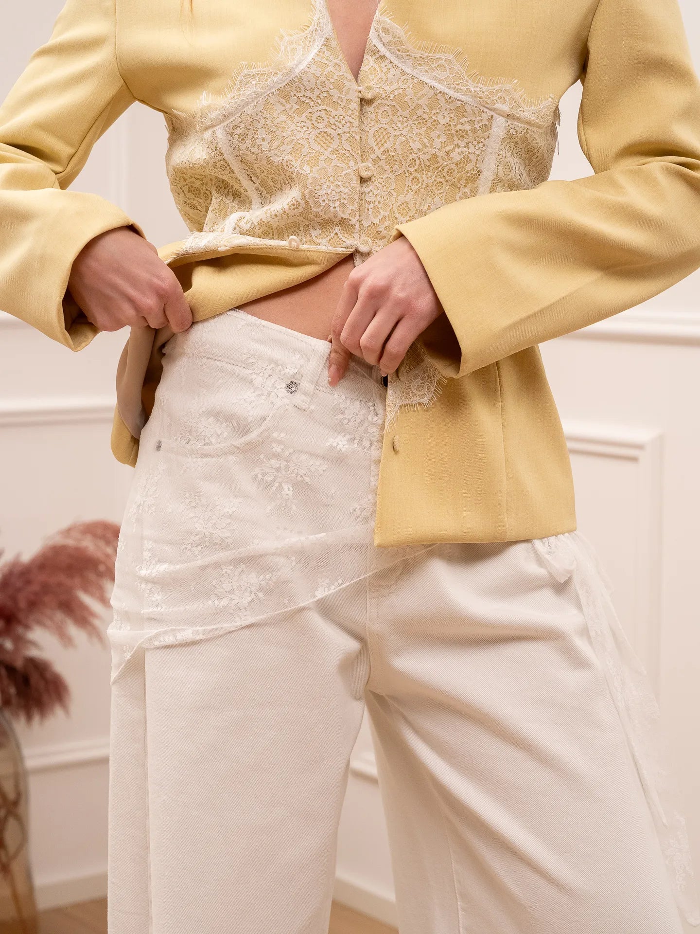 Bandana triangolo in pizzo bianco - HaveOne