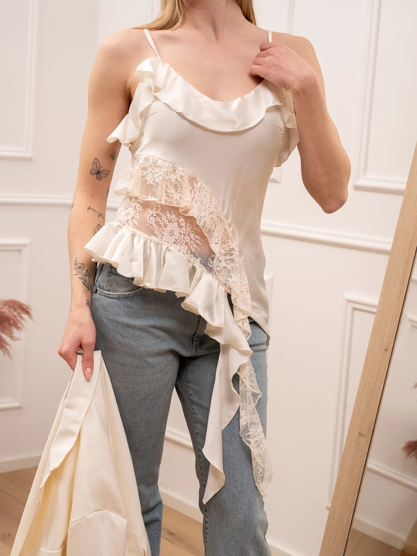 Top asimmetrico burro con gale - HaveOne