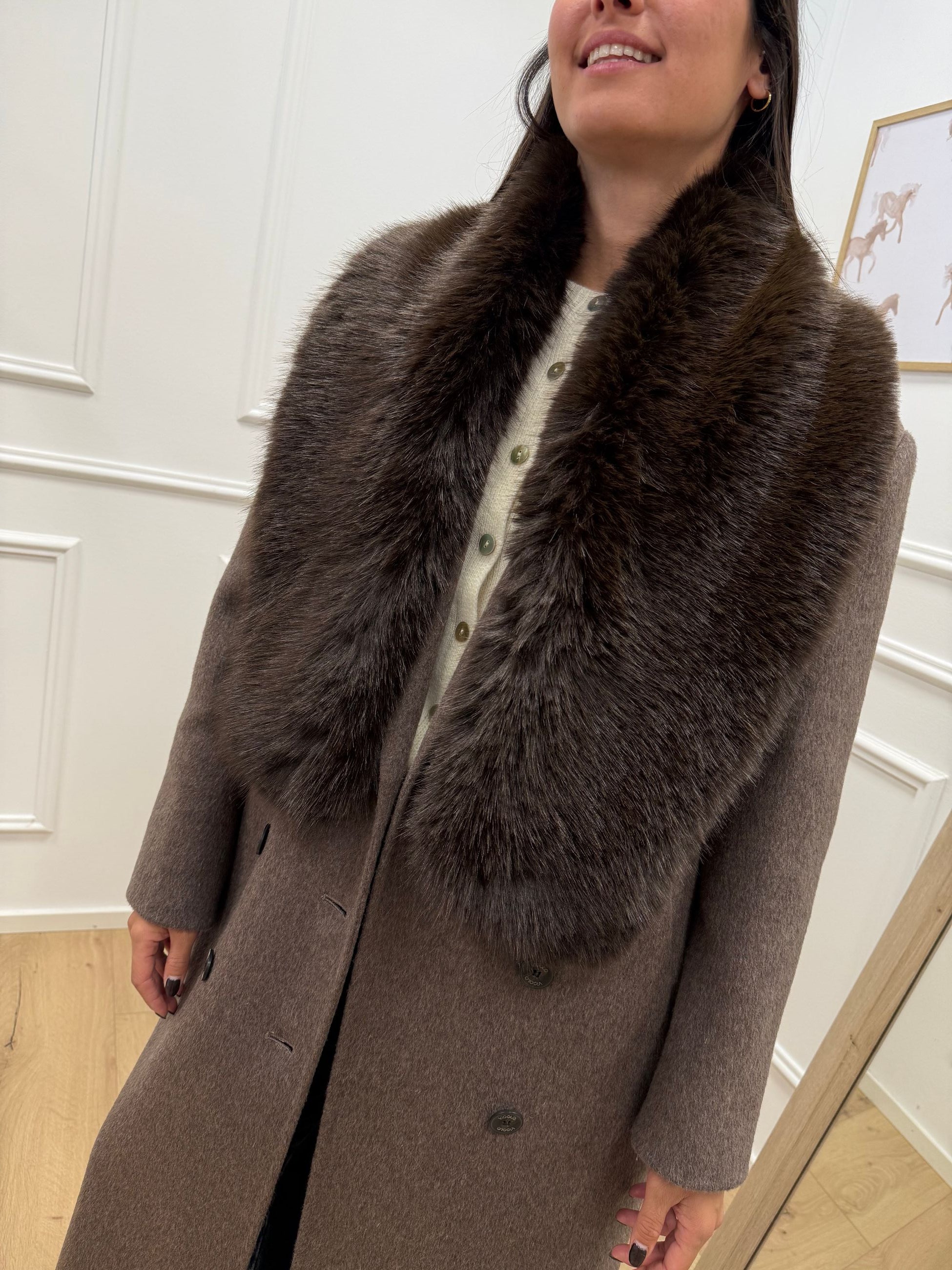 Collo in ecopelliccia moro - HaveOne