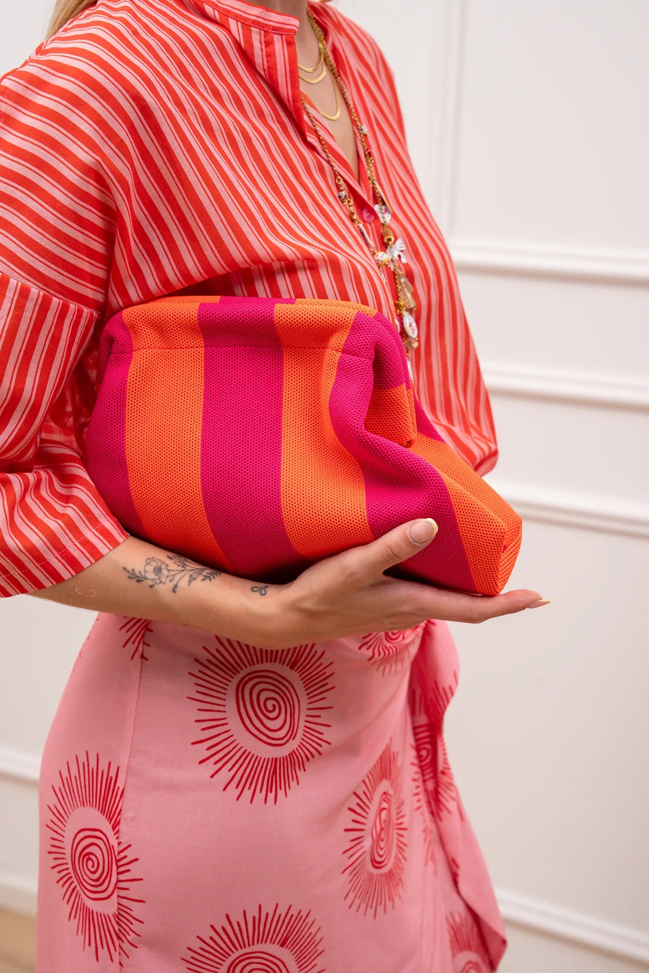 Borsa pouch New Stripe arancio e fucsia - Calibro Shop