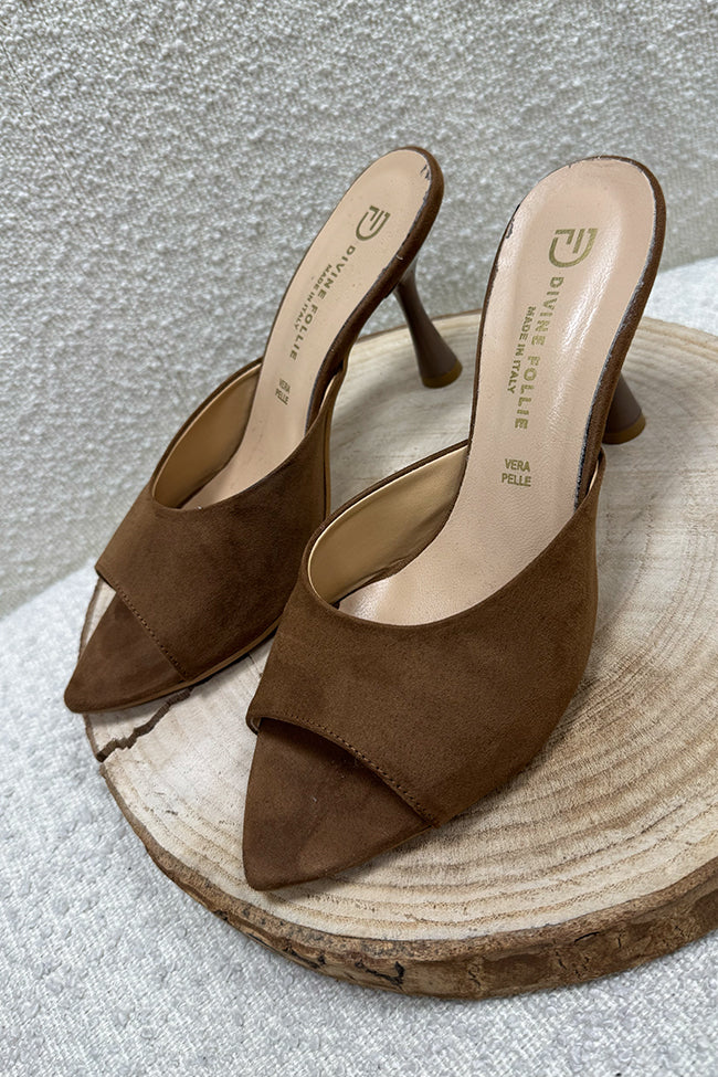 Sandali sabot cuoio scamosciati in pelle - Divine Follie
