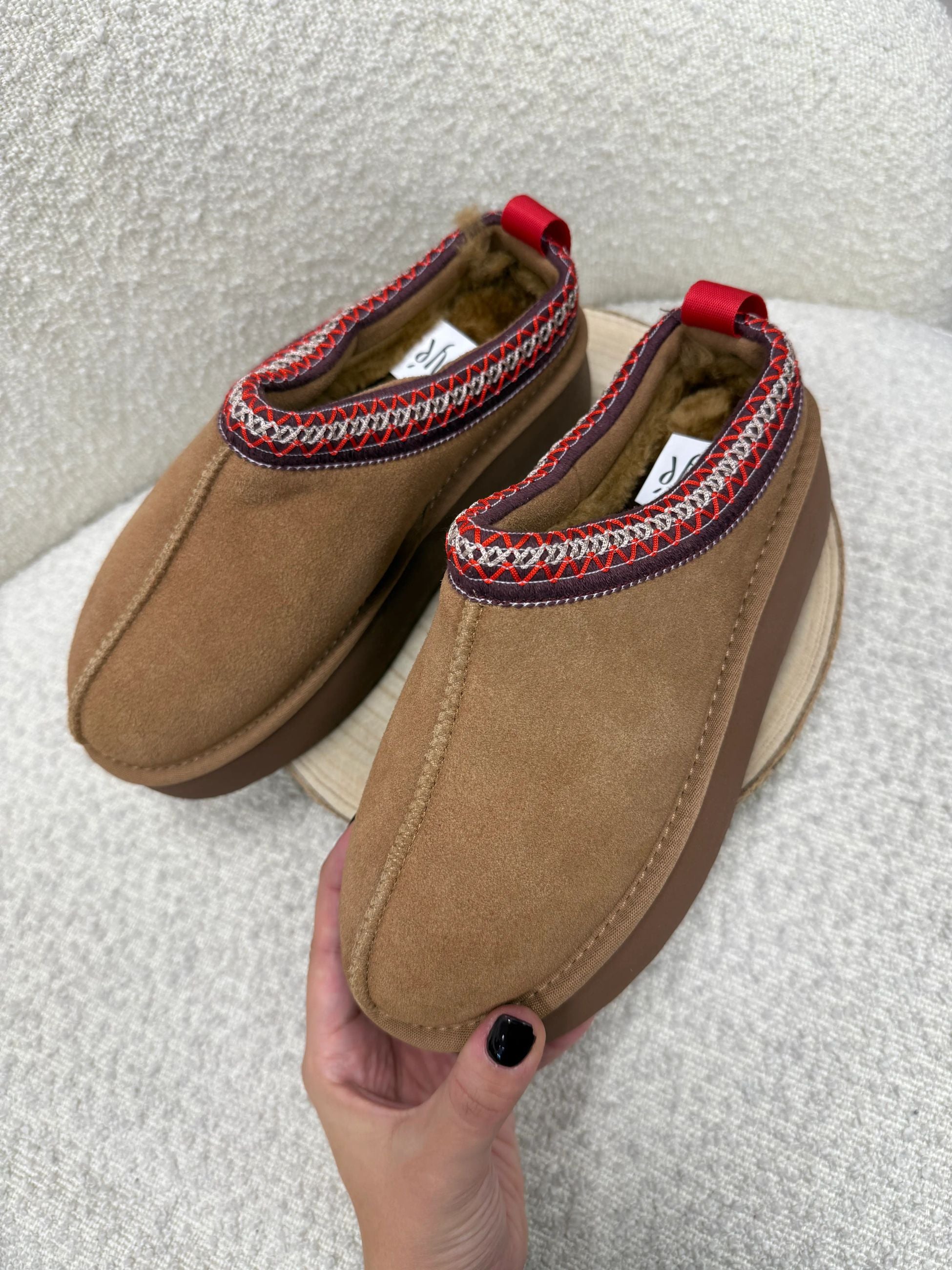 Sabot ricamato platform cammello - Ovyè